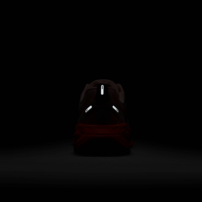 Nike Vomero 18 image number 8 Nike Vomero 18 image number 8