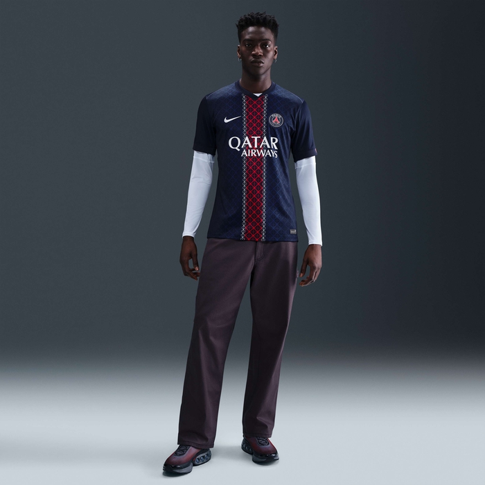Paris Saint-Germain 2025/26 Stadium Home image number 3 Paris Saint-Germain 2025/26 Stadium Home image number 3