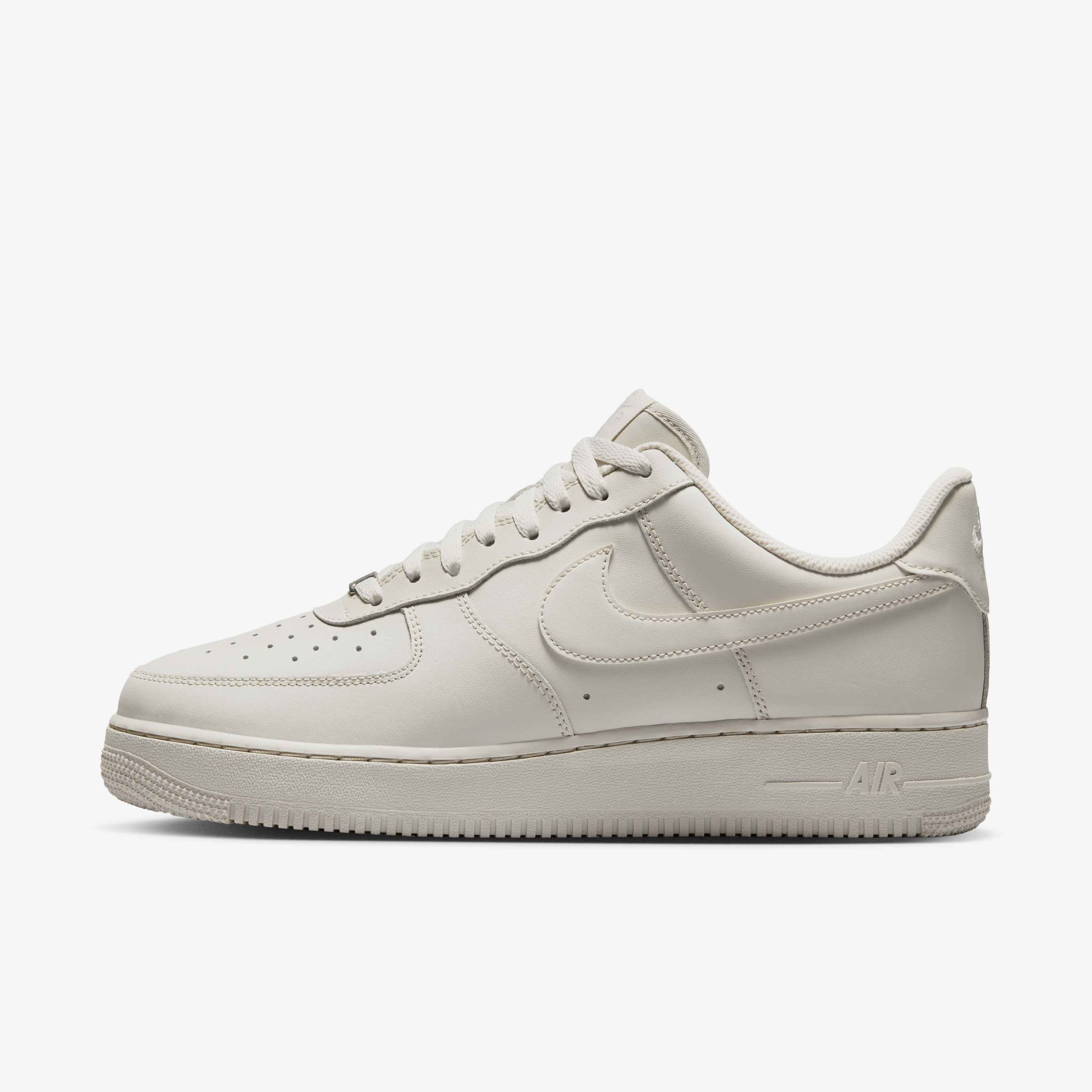 Nike Air Force 1 '07 image number 0