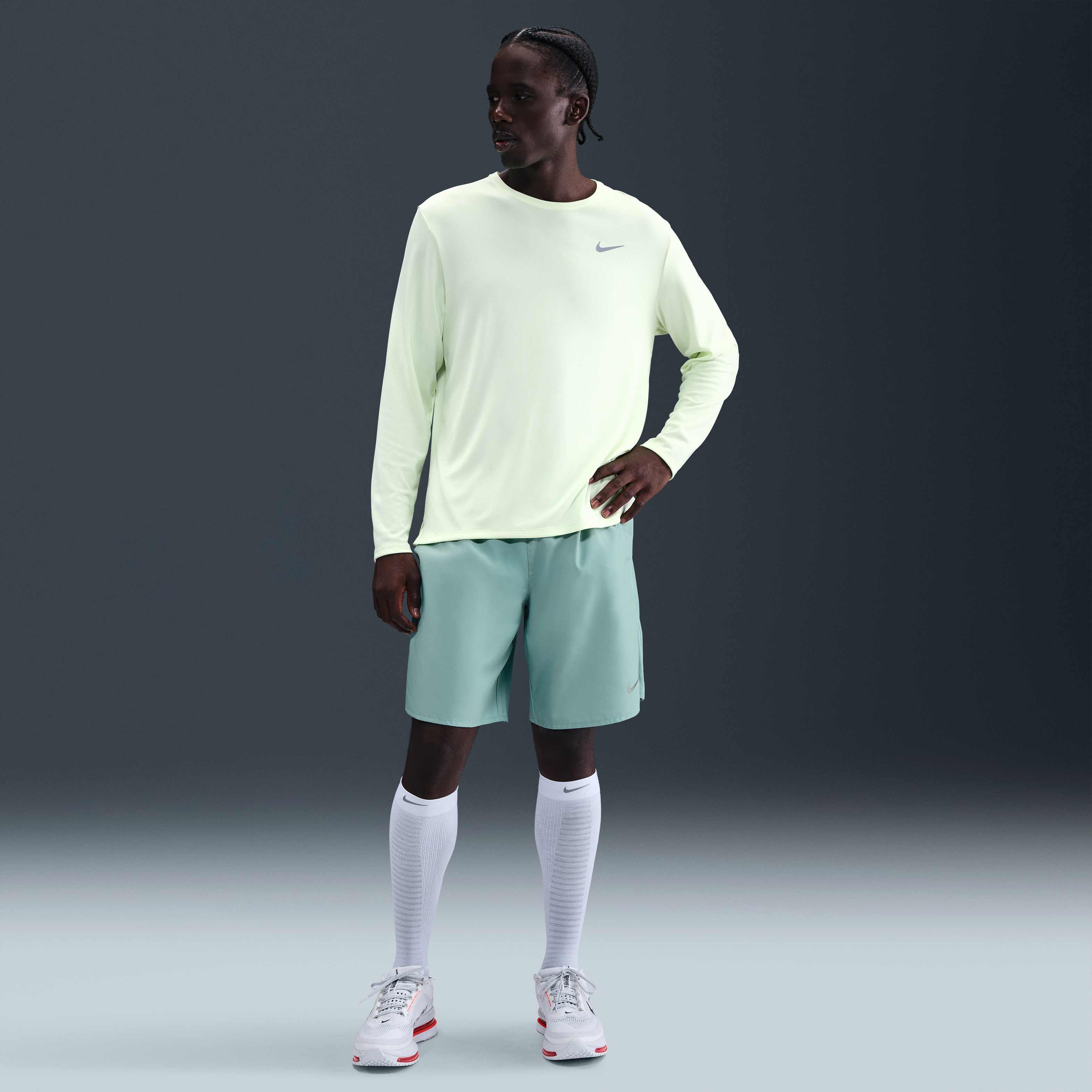 Nike Challenger image number 0