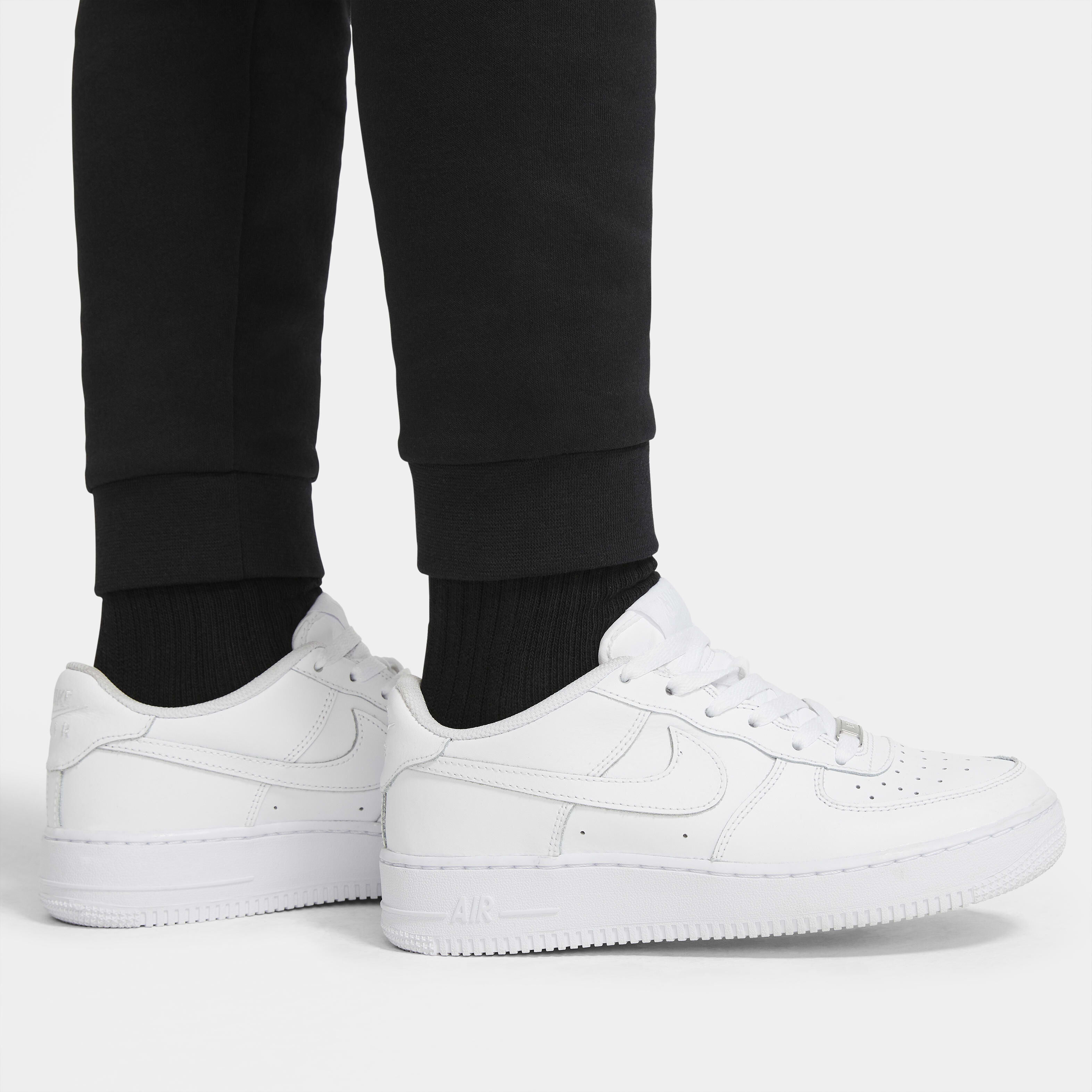 نايكي سبورتسوير كلوب فليس image number 4