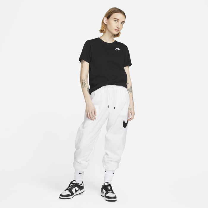 Nike Sportswear Club Essentials image number 3 Nike Sportswear Club Essentials image number 3