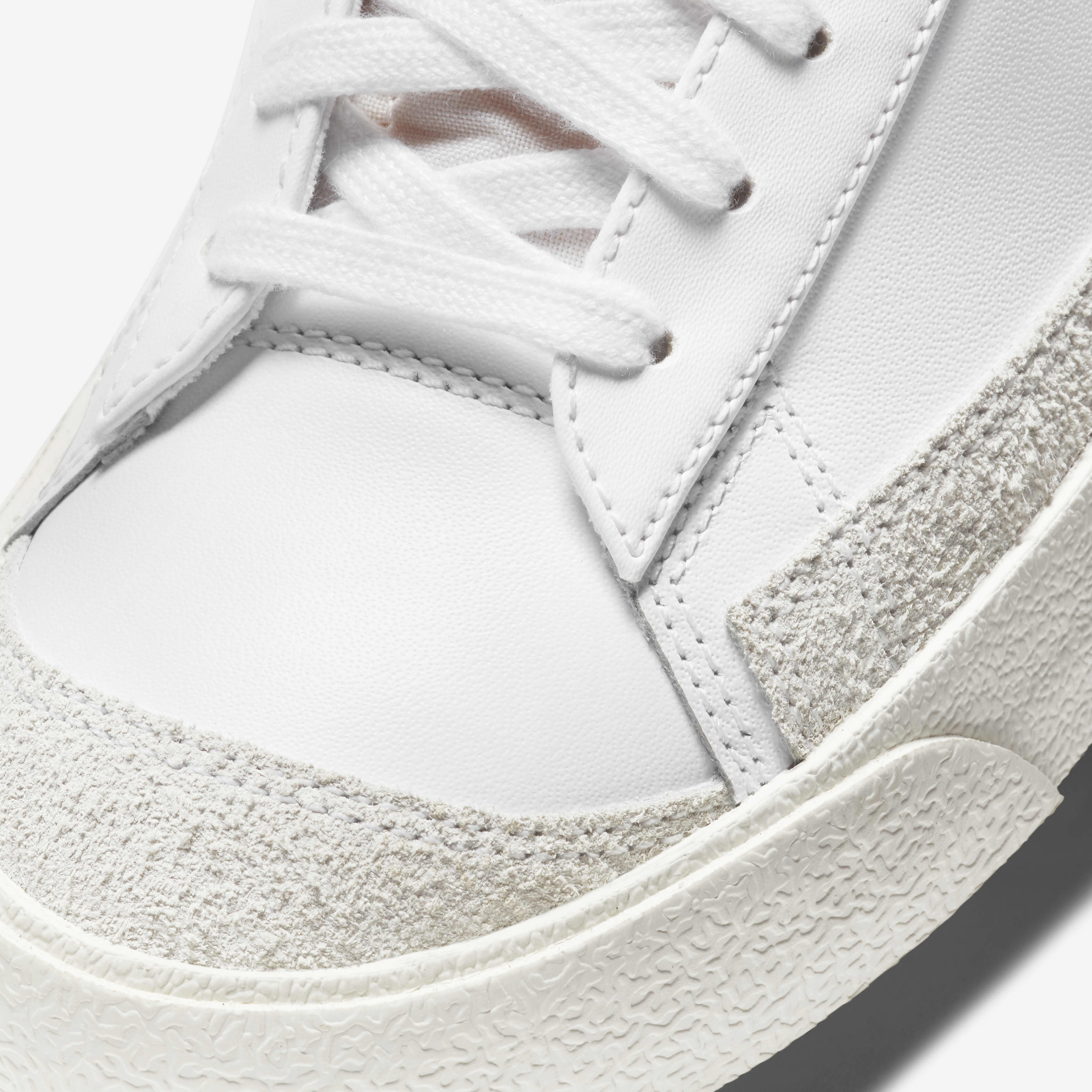 Converse all star o nike blazer shop