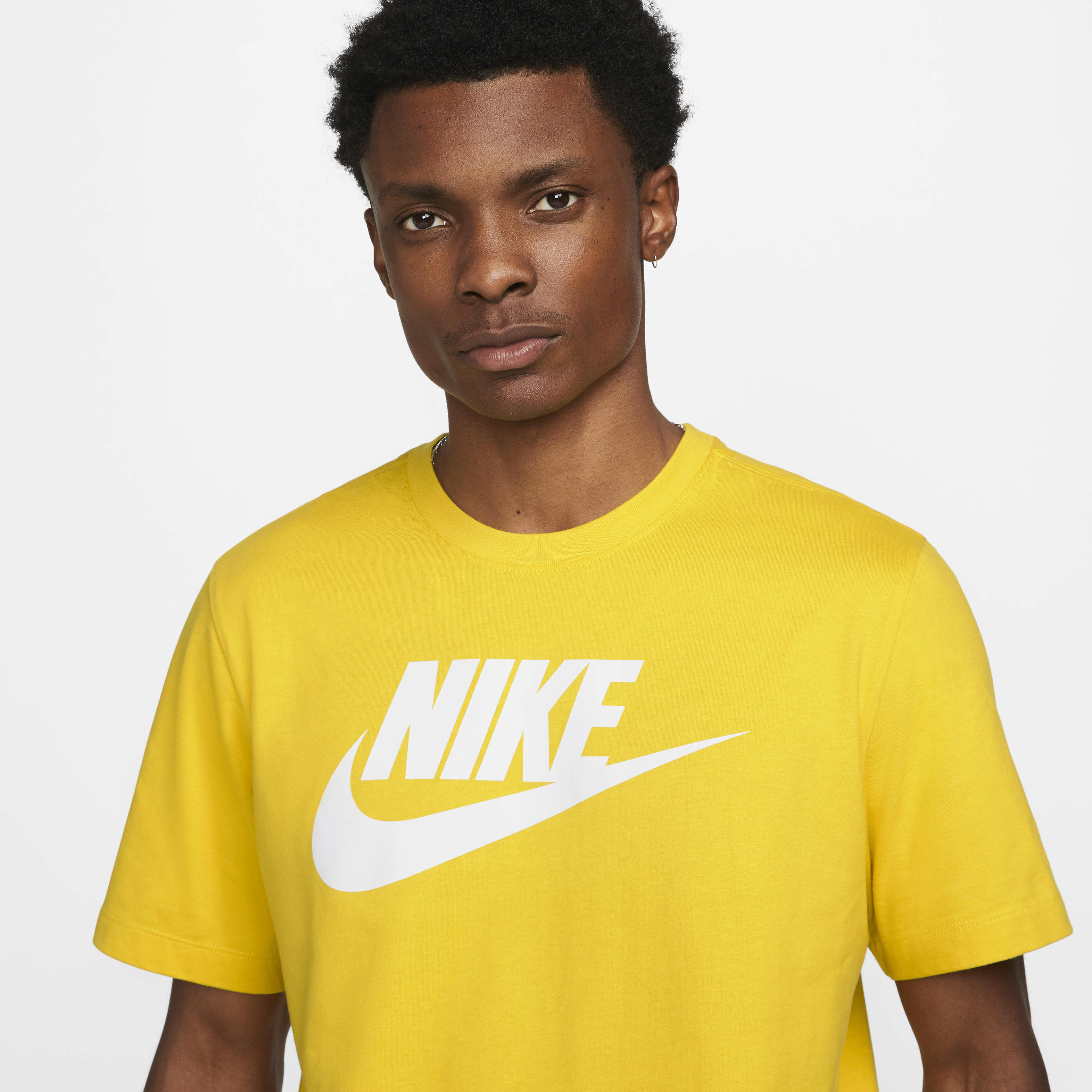 Nike Sportswear image number 2