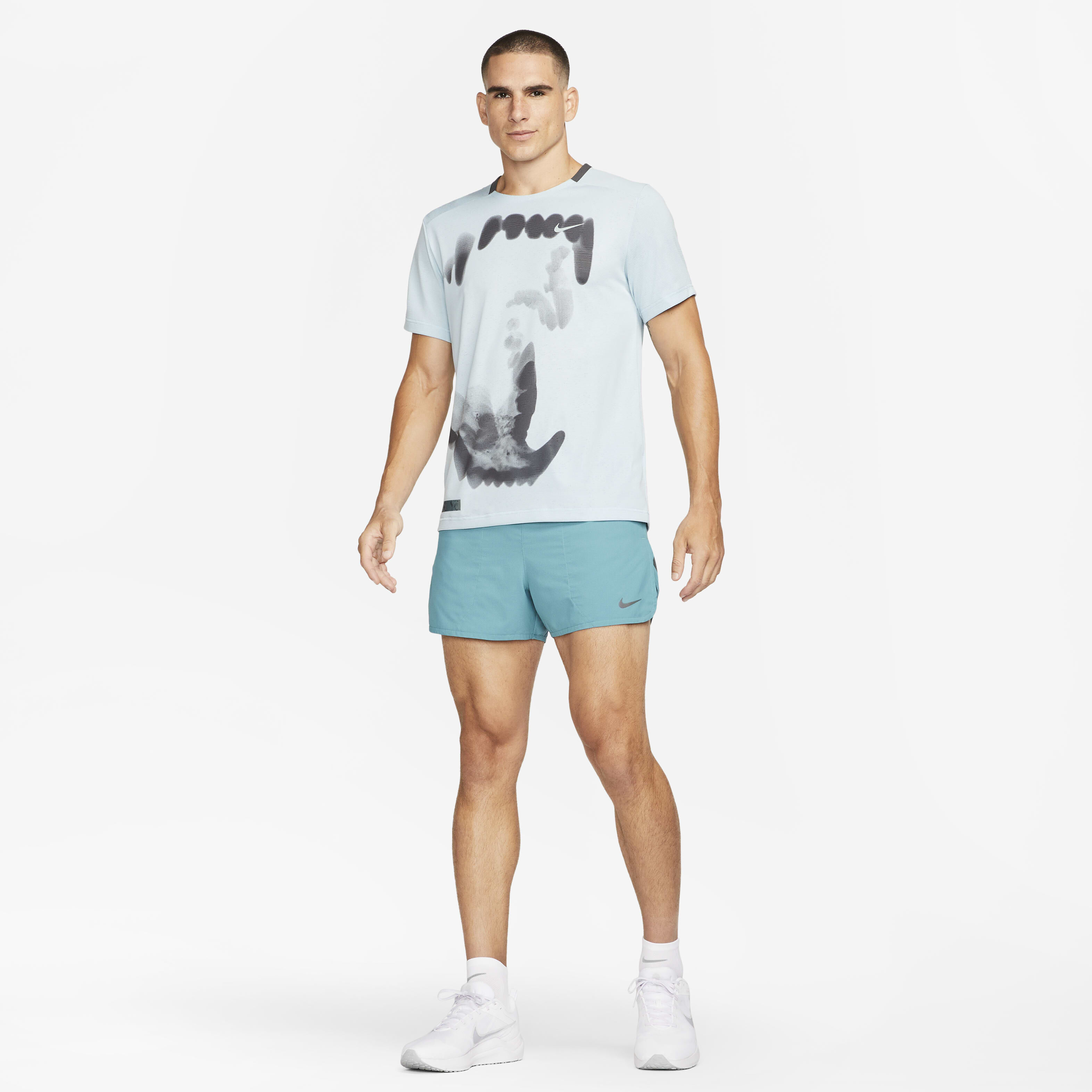 نايكي دراي-فت ADV رن ديفيجن image number 9