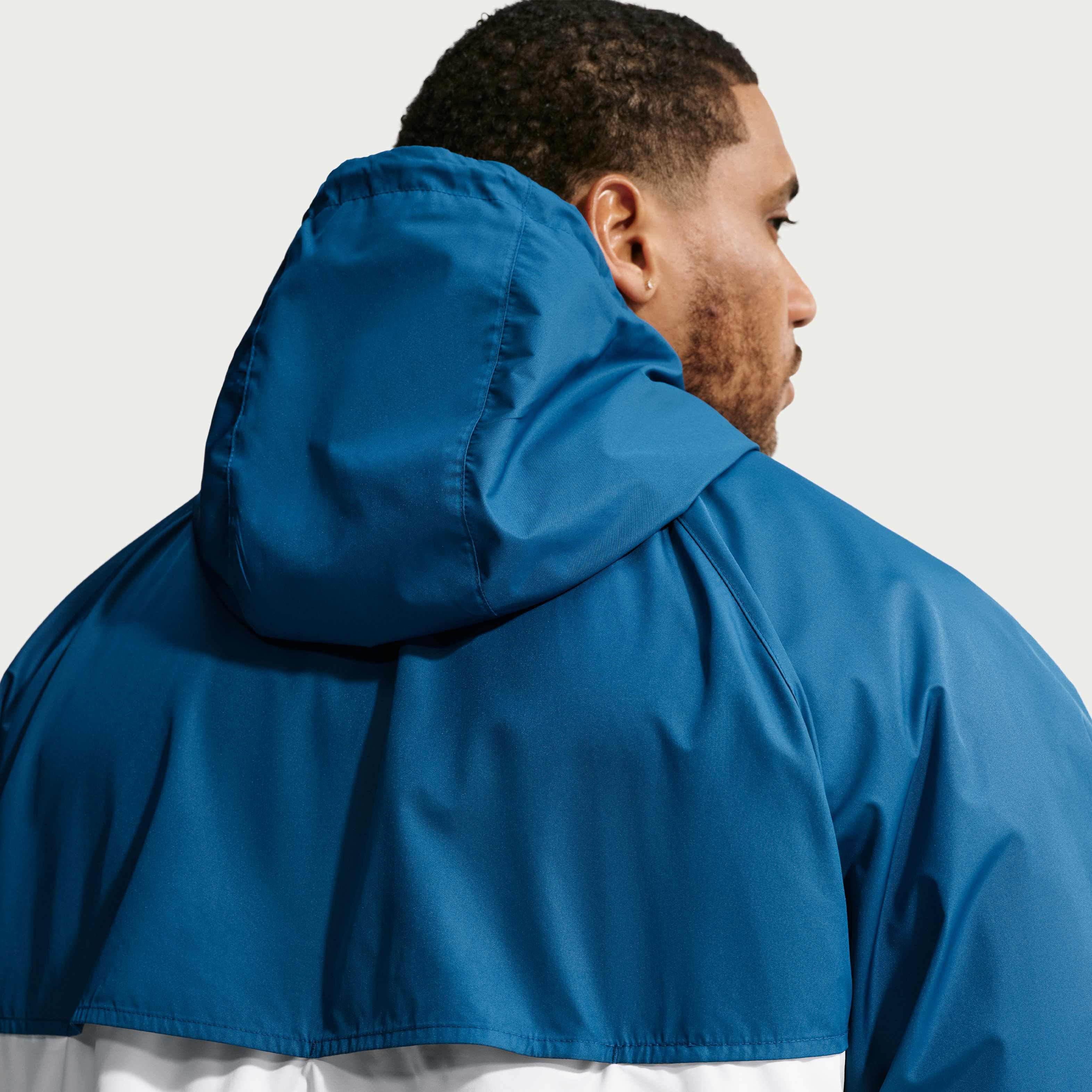Nike Windrunner image number 7