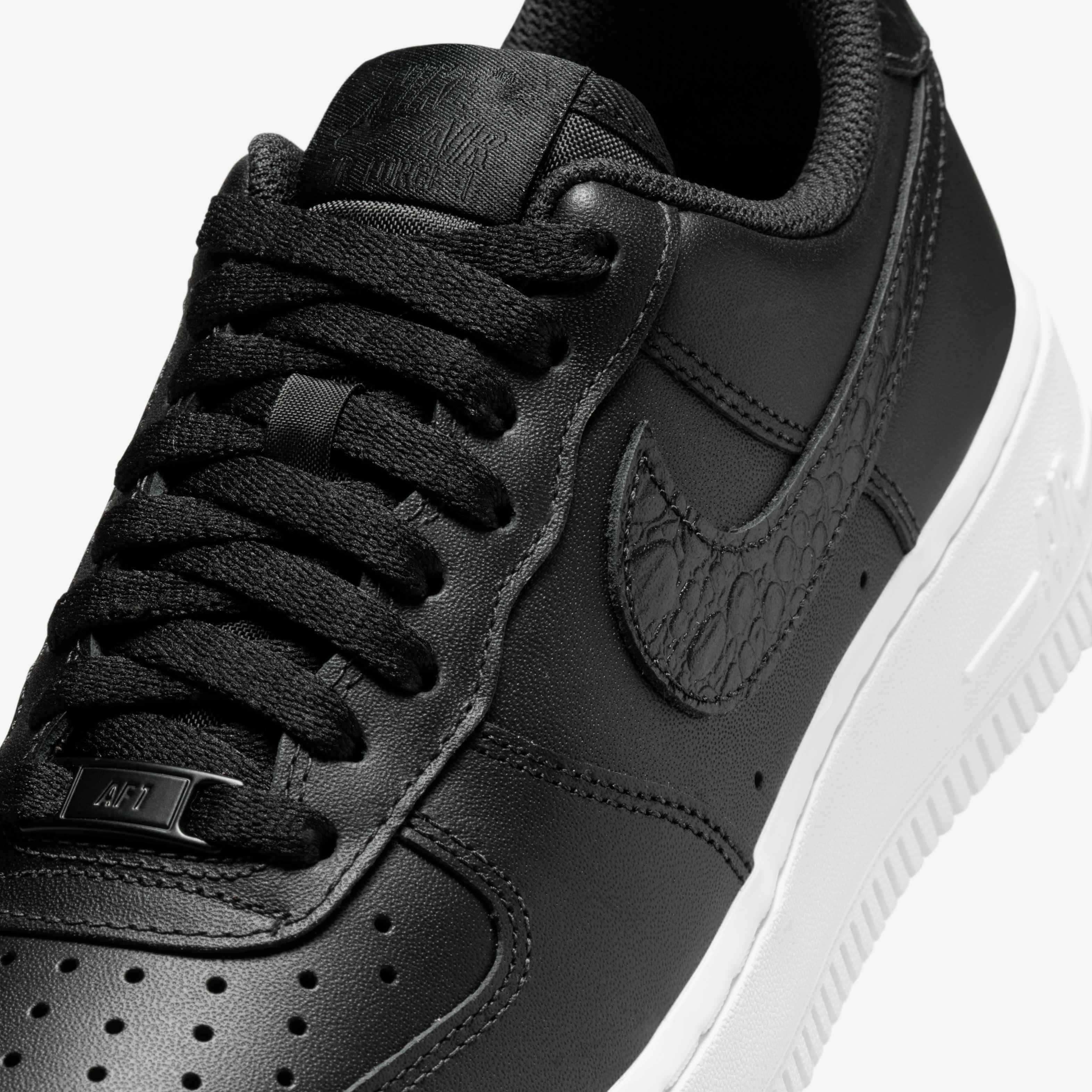 Nike Air Force 1 '07 SE image number 6