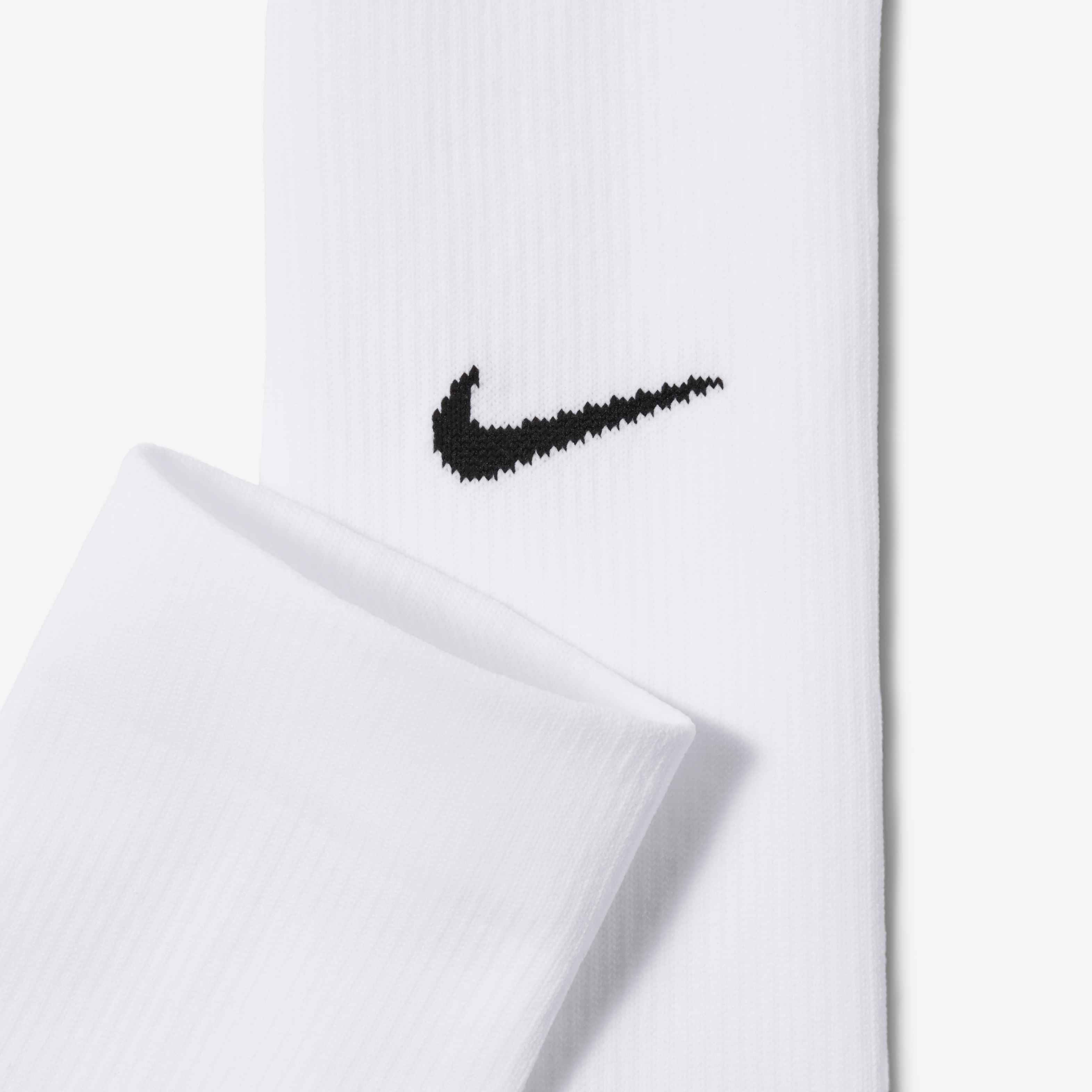 Nike Strike image number 5