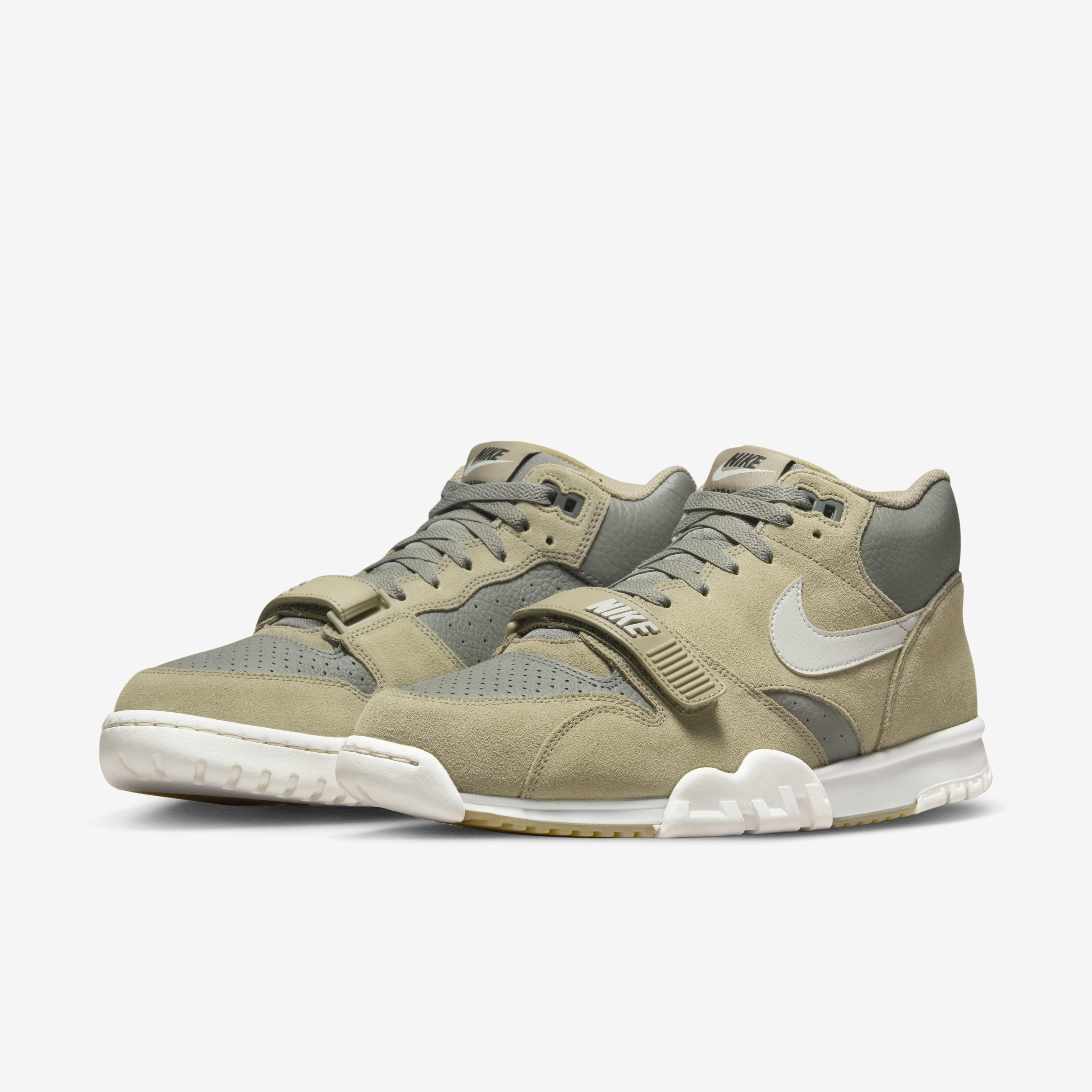 Nike Air Trainer 1 image number 4