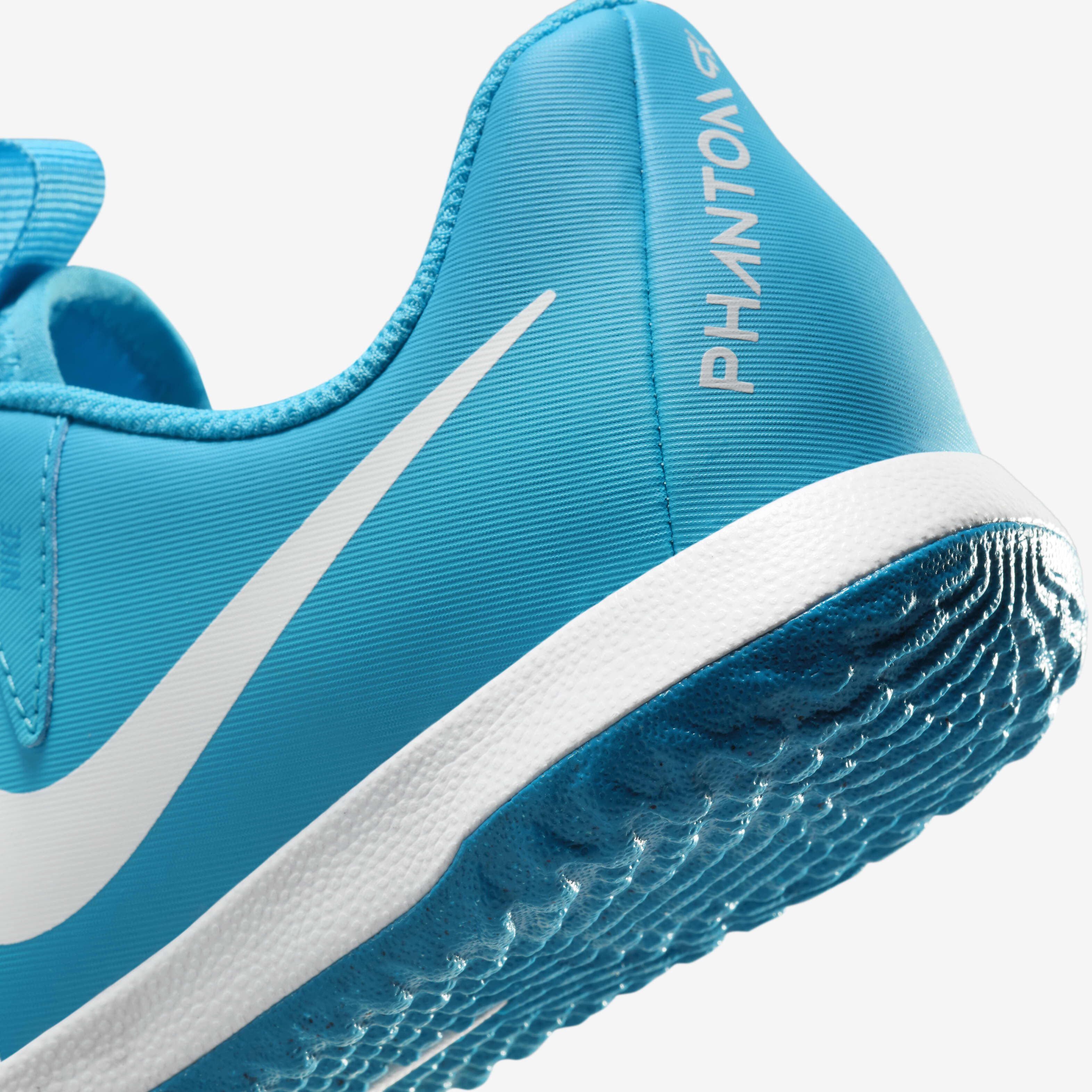 Buy Nike Jr. Phantom GX 2 Academy Younger Older Kids IC Football Shoes Nike Qatar Official
