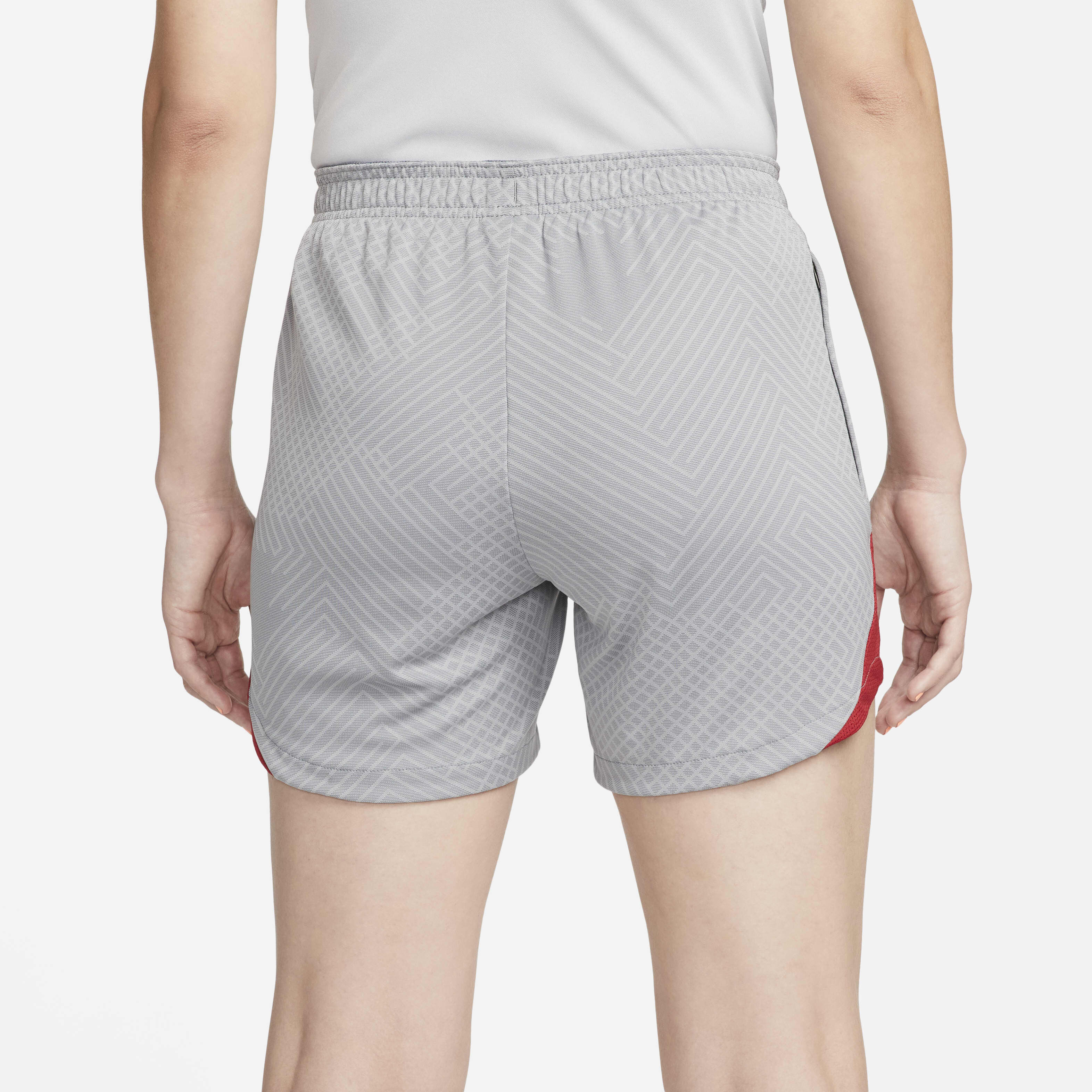 Liverpool F.C. Strike image number 2