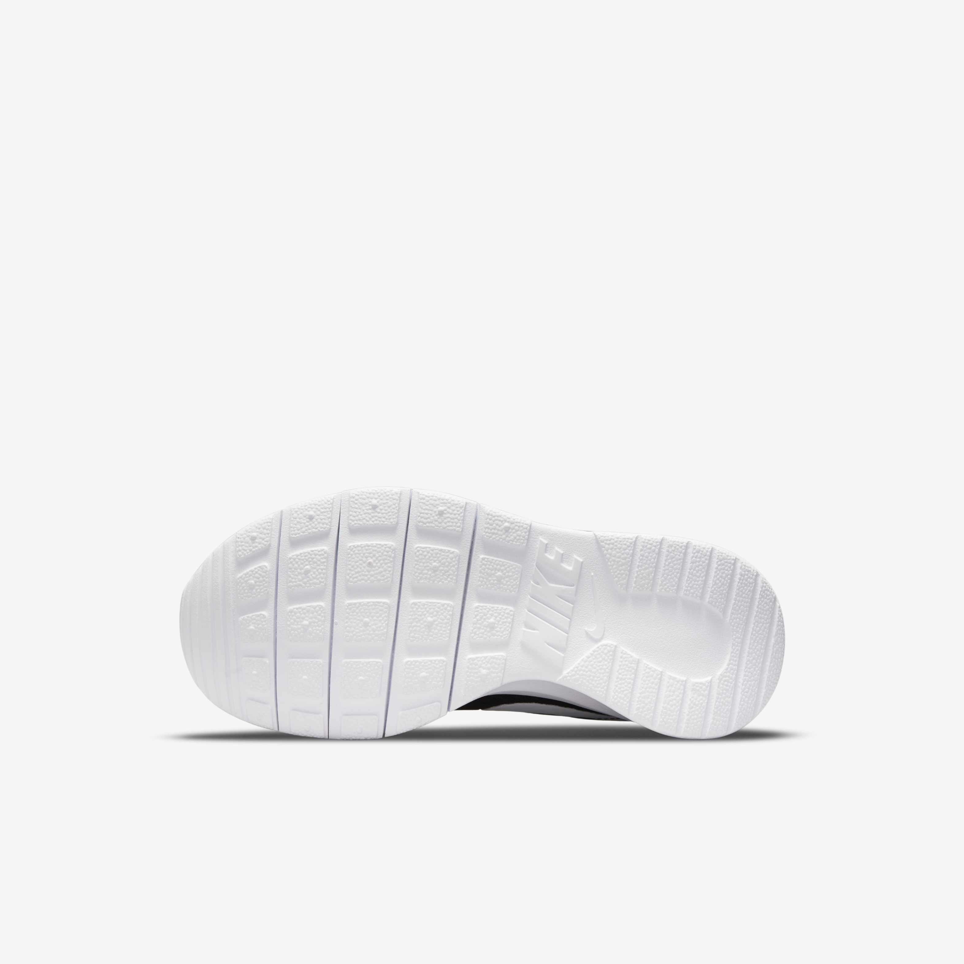 Nike Tanjun image number 1