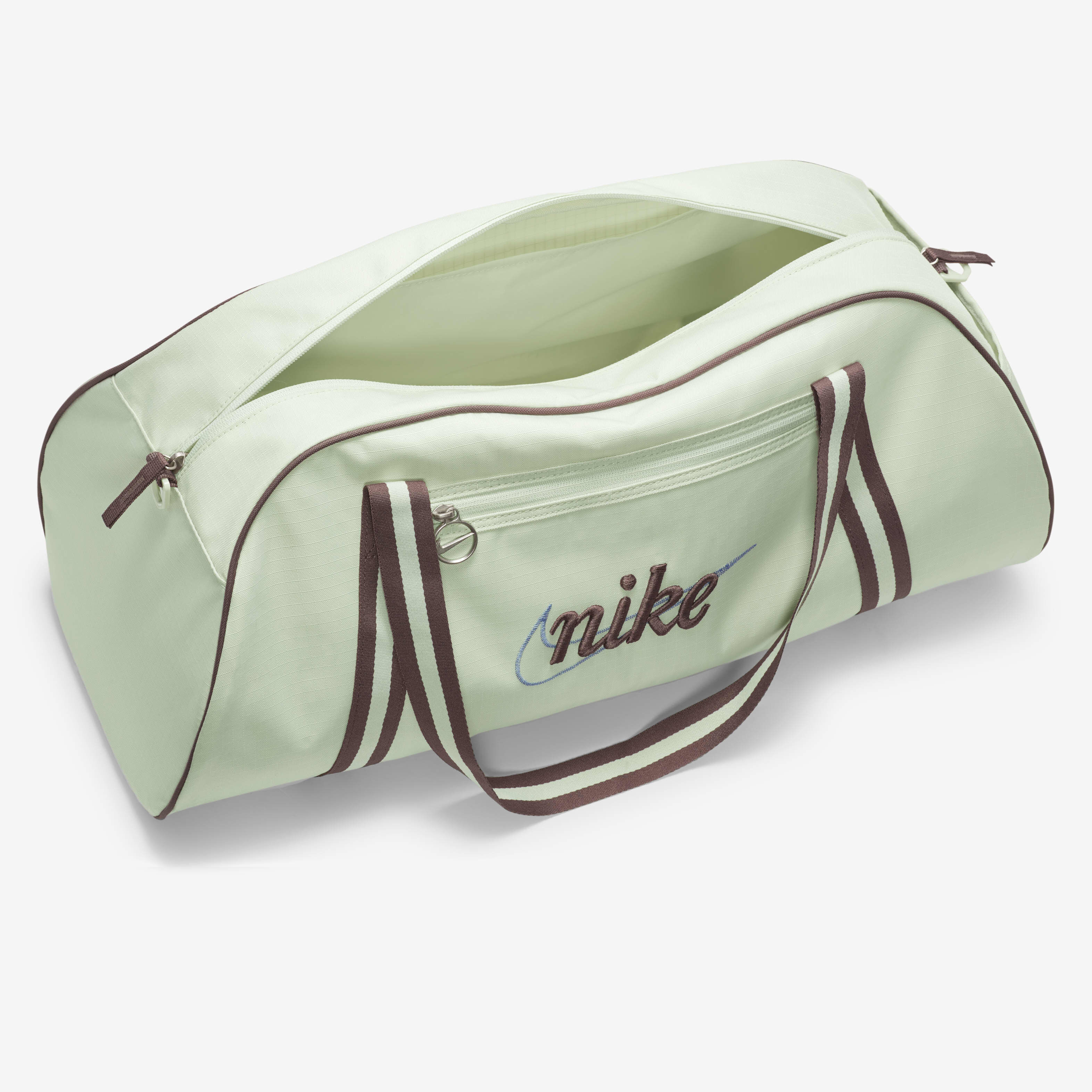 Nike Gym Club image number 4