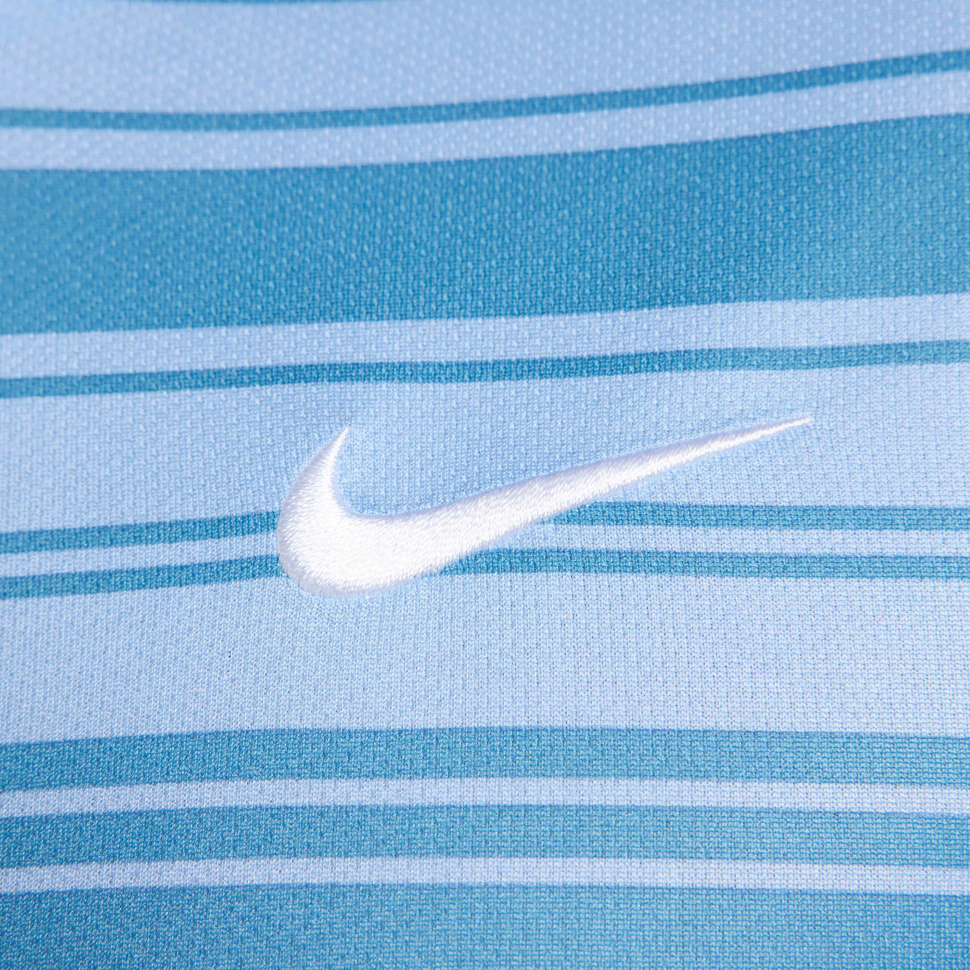 NikeCourt Victory image number 3