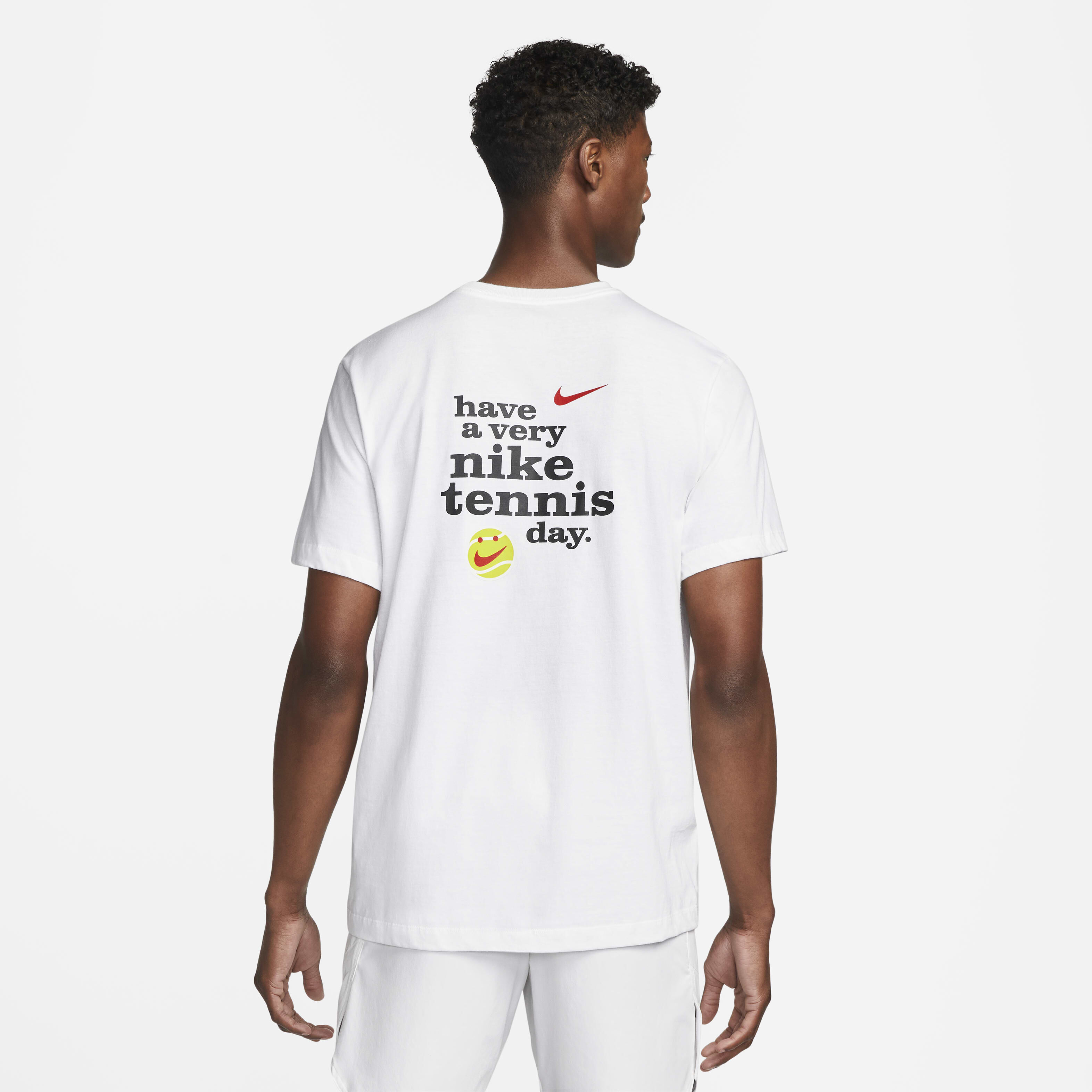 NikeCourt image number 1