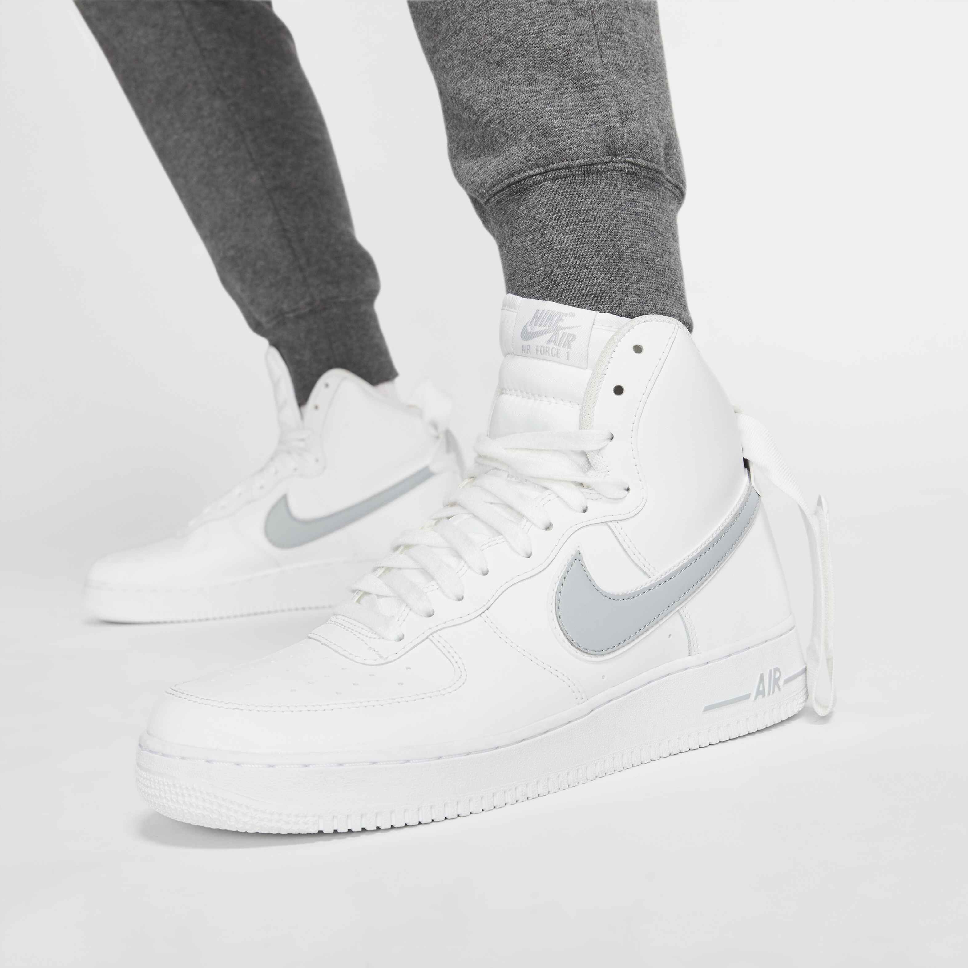 نايكي سبورتسوير كلوب فليس image number 3