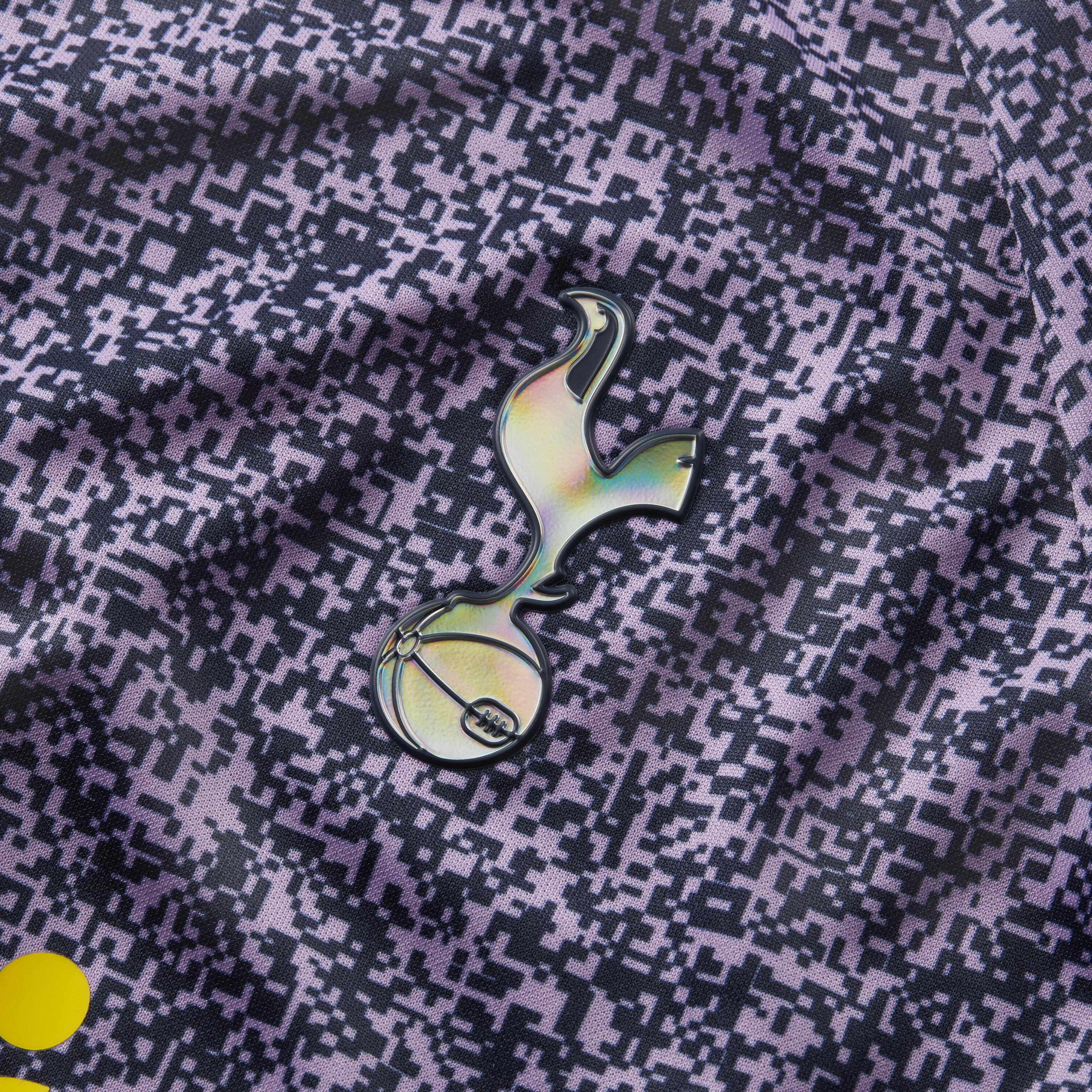 توتنهام هوتسبير اكاديمي برو image number 4