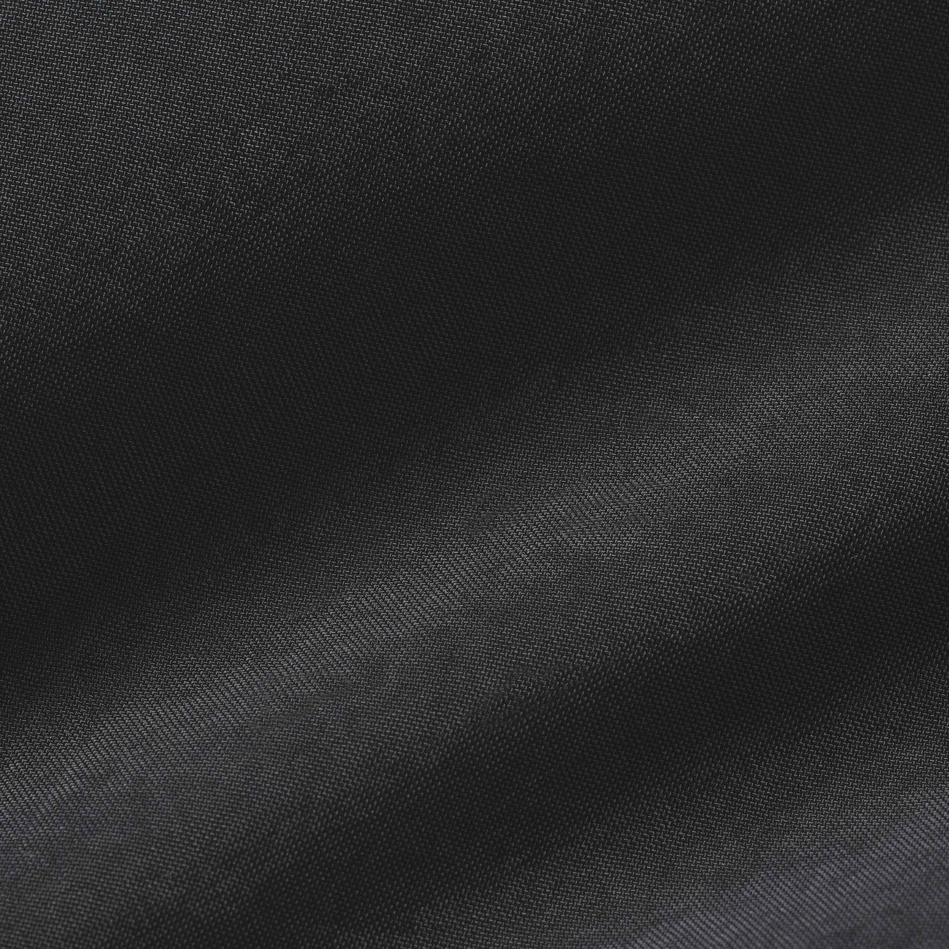 نايكي أورا image number 4