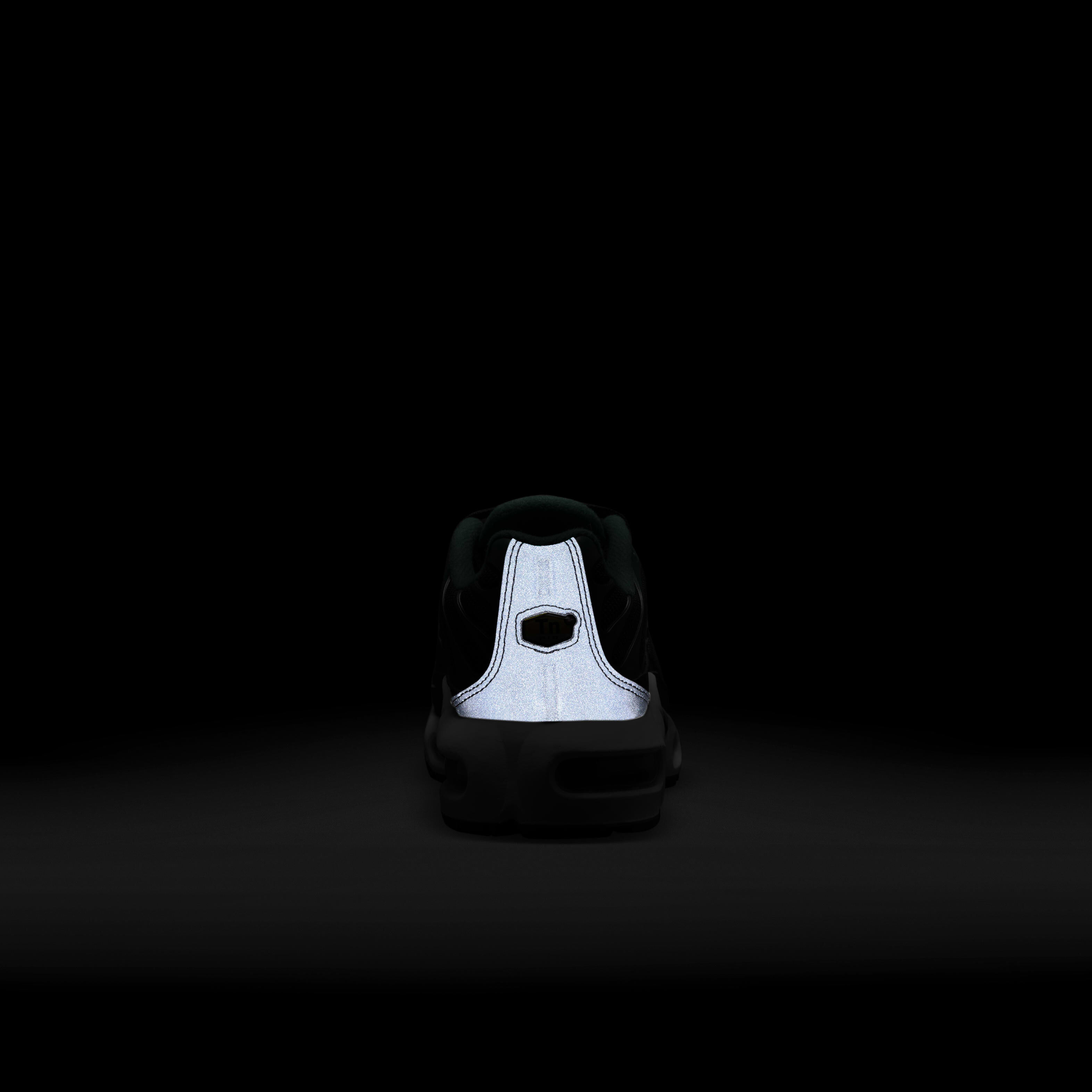 اير ماكس بلس image number 9