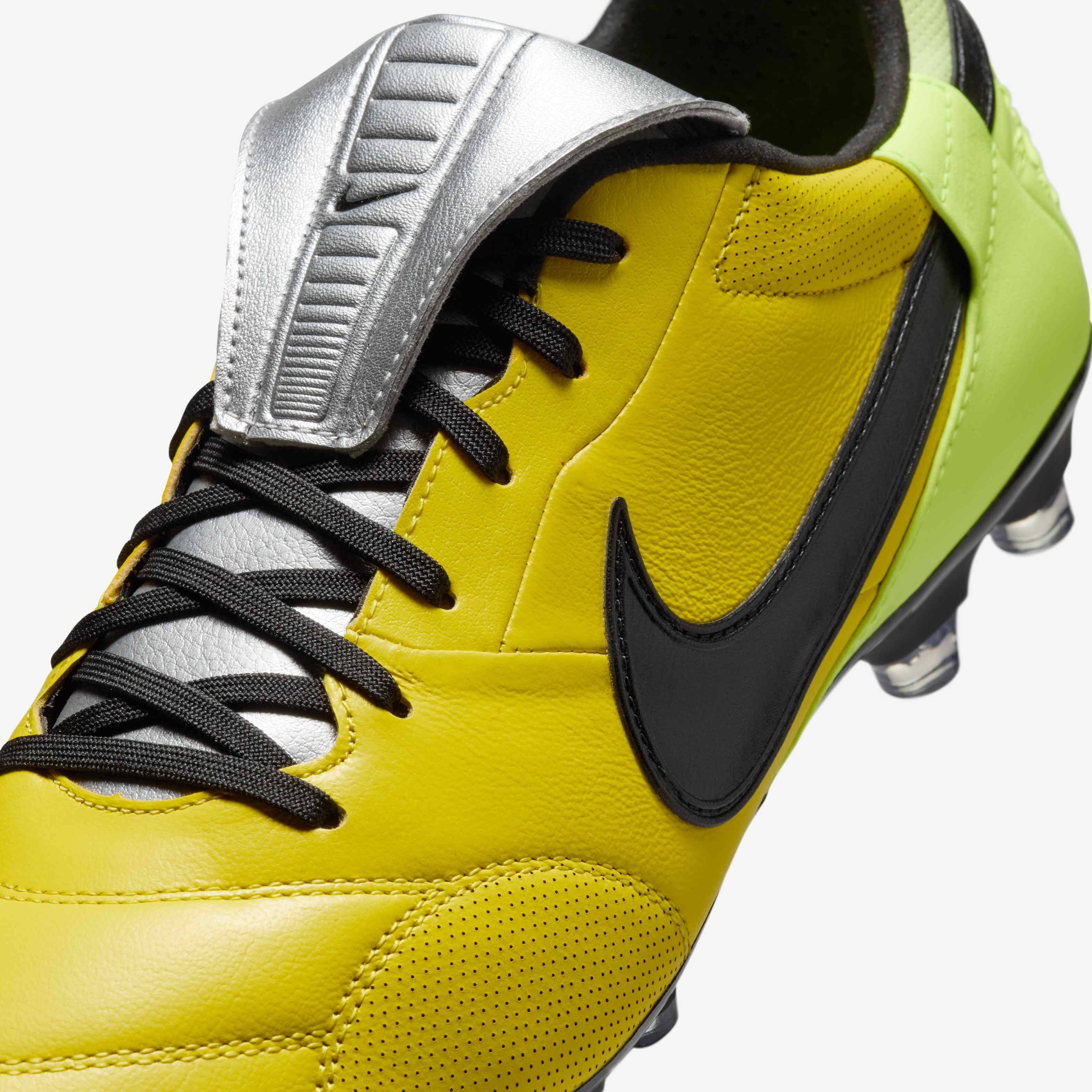 Nike Premier 3 image number 7