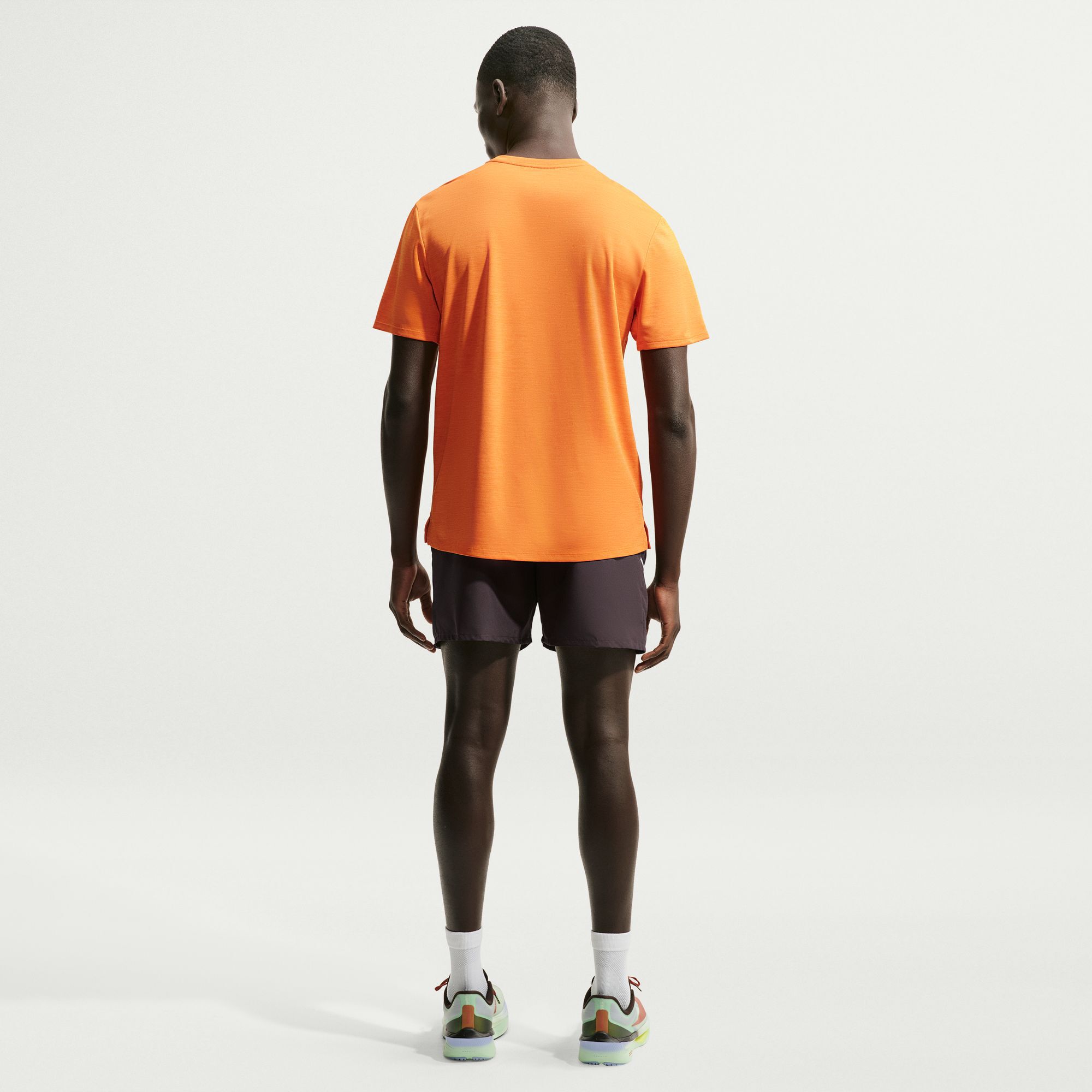 Nike Miler image number 1