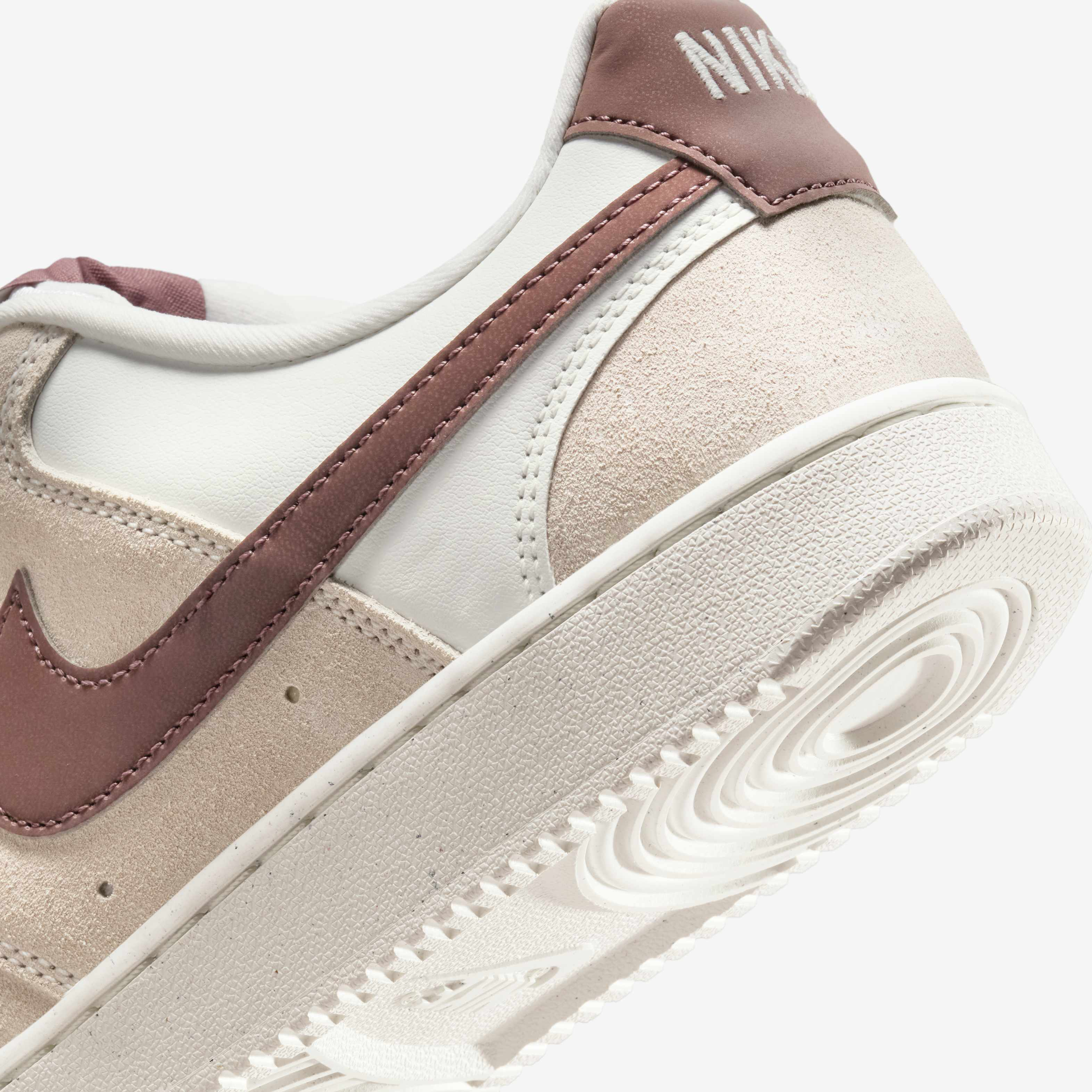 نايكي كورت فيجن لو image number 7