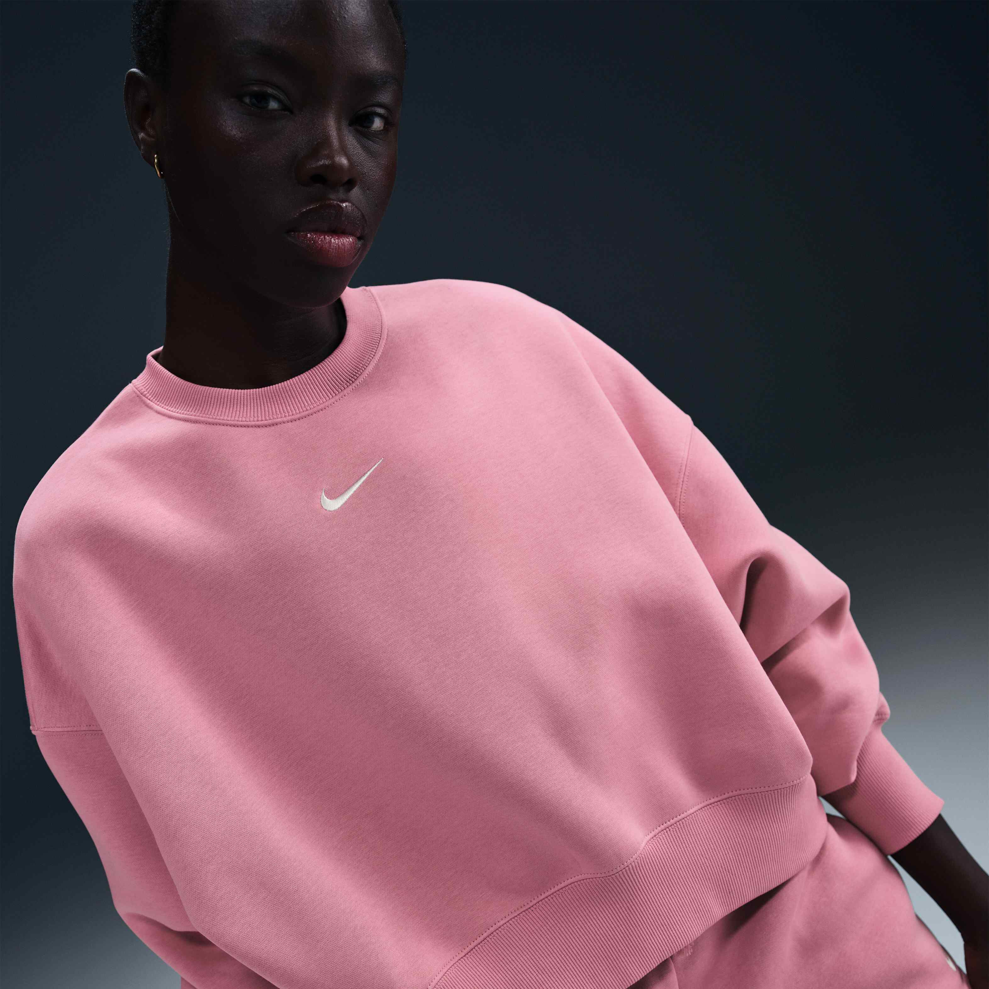 نايكي سبورتسوير فينيكس فليس image number 0