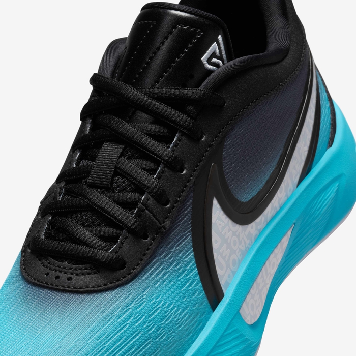 يانيس فريك 6 'كريسماس' image number 6 يانيس فريك 6 'كريسماس' image number 6