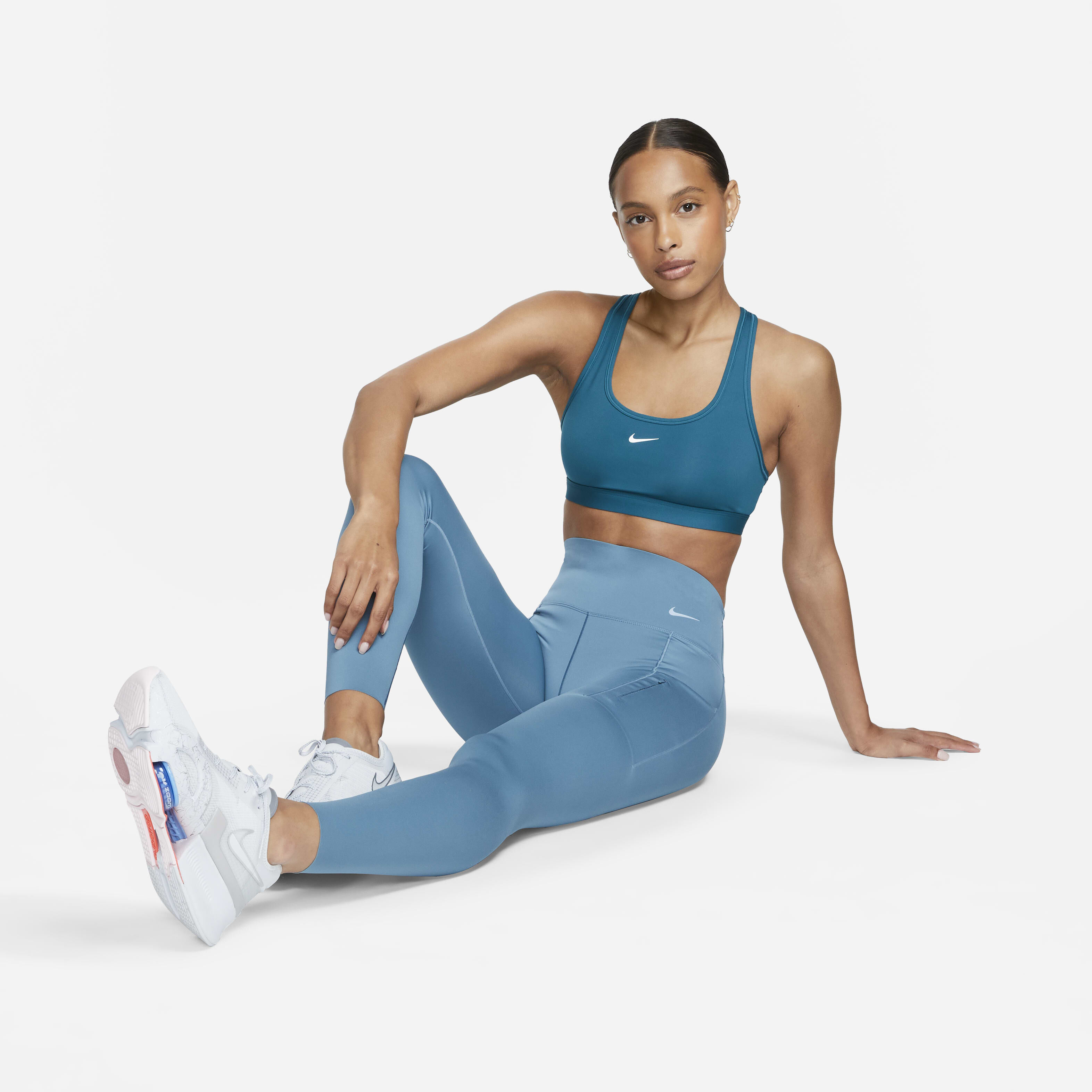 Nike Swoosh Light Support image number 5