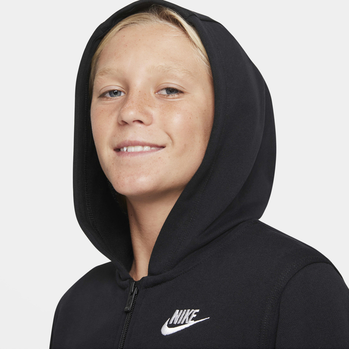 Nike Sportswear Club image number 2 Nike Sportswear Club image number 2