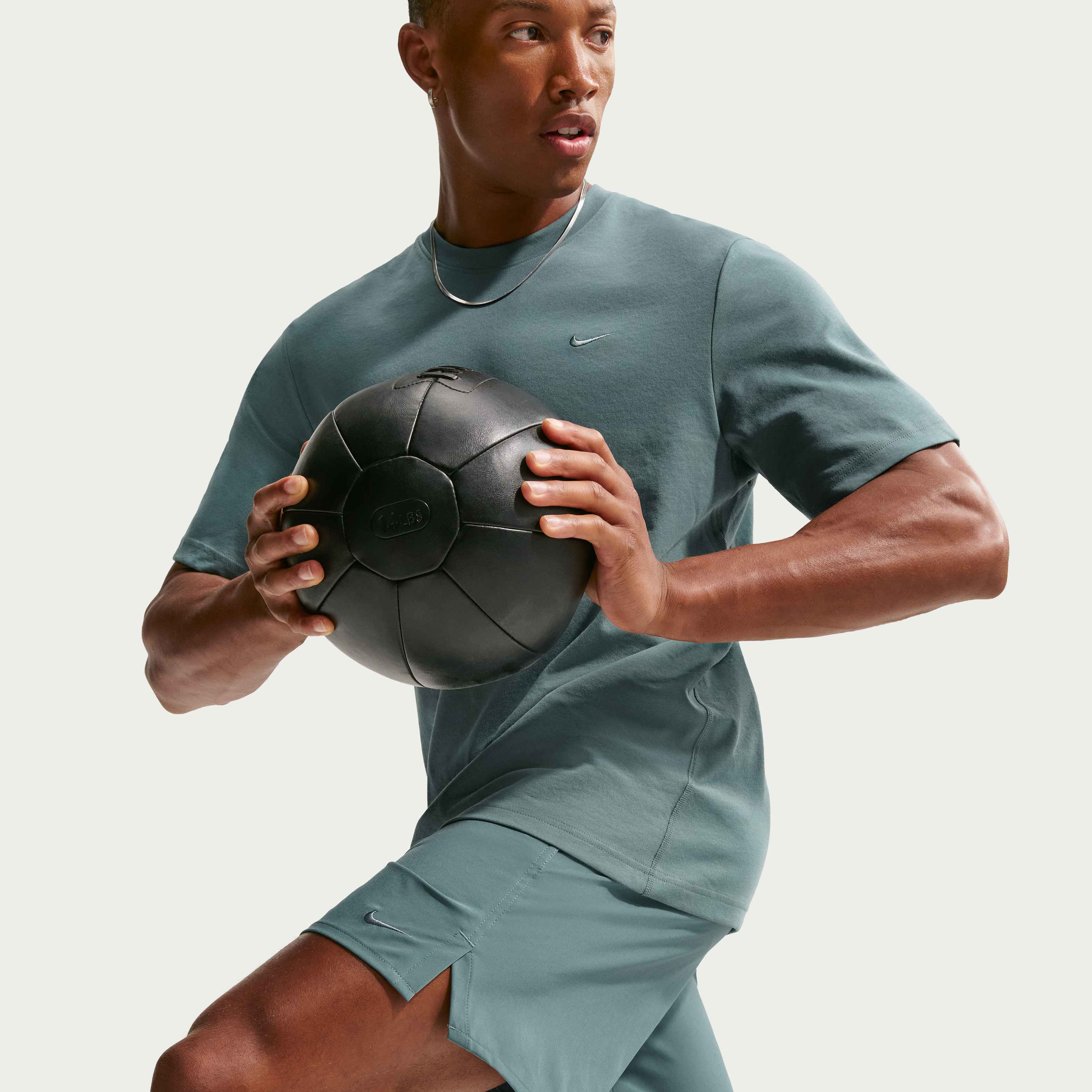 Nike Unlimited image number 3