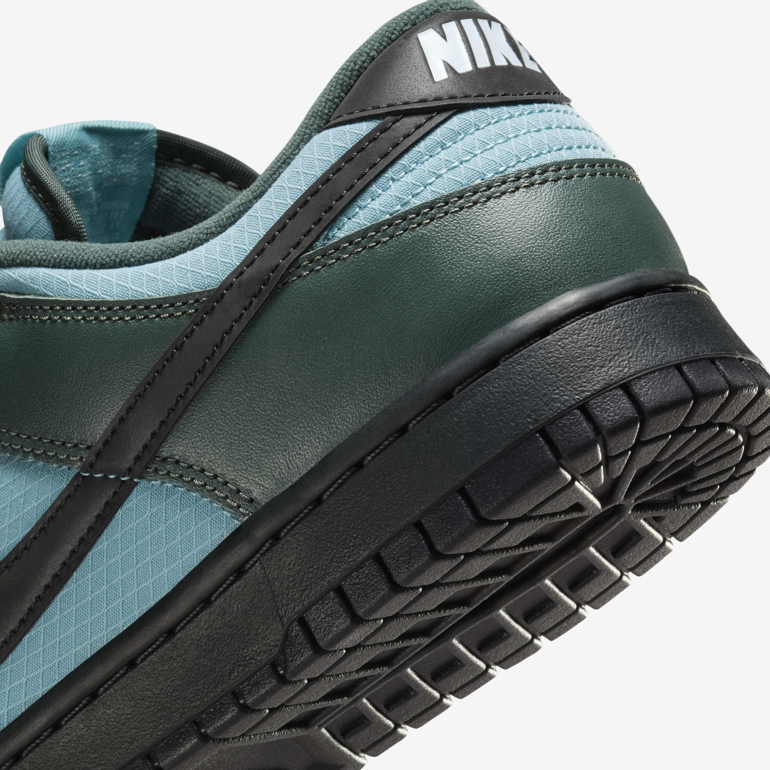 نايكي دانك لو ريترو SE image number 7