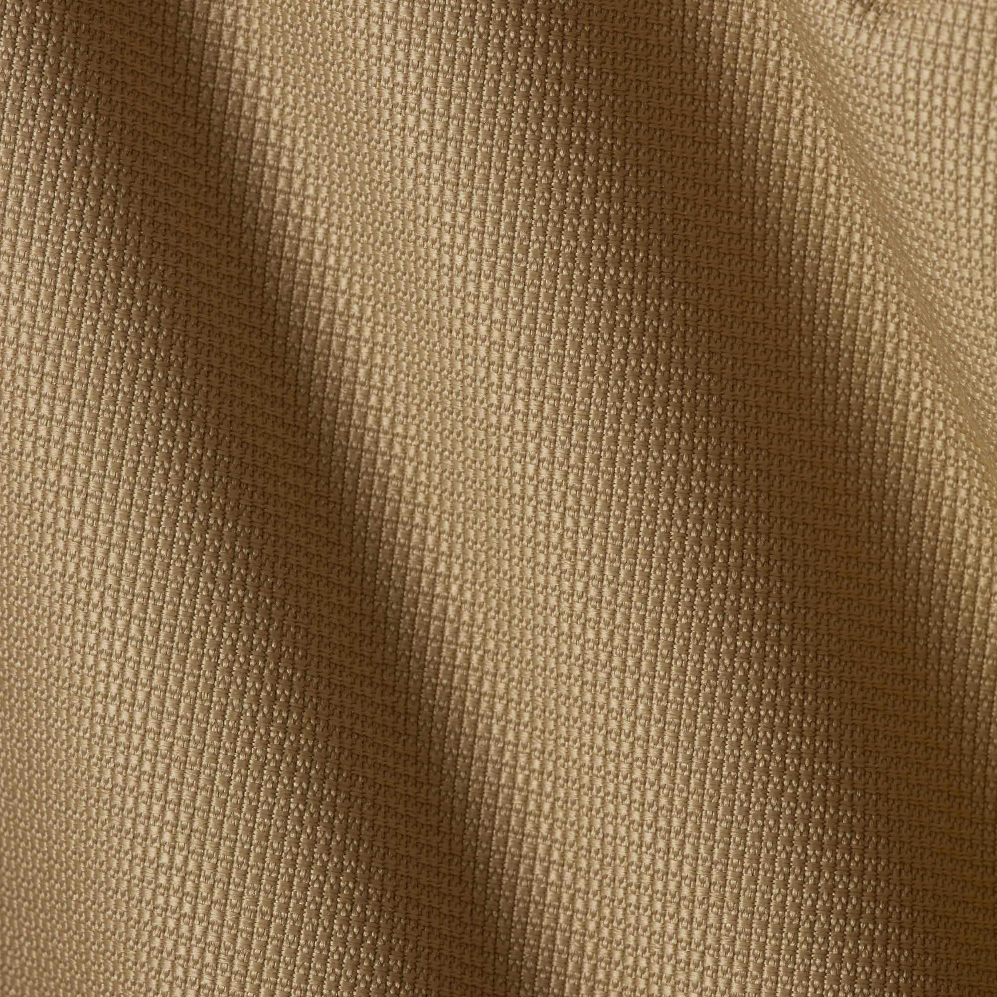 Zoom image