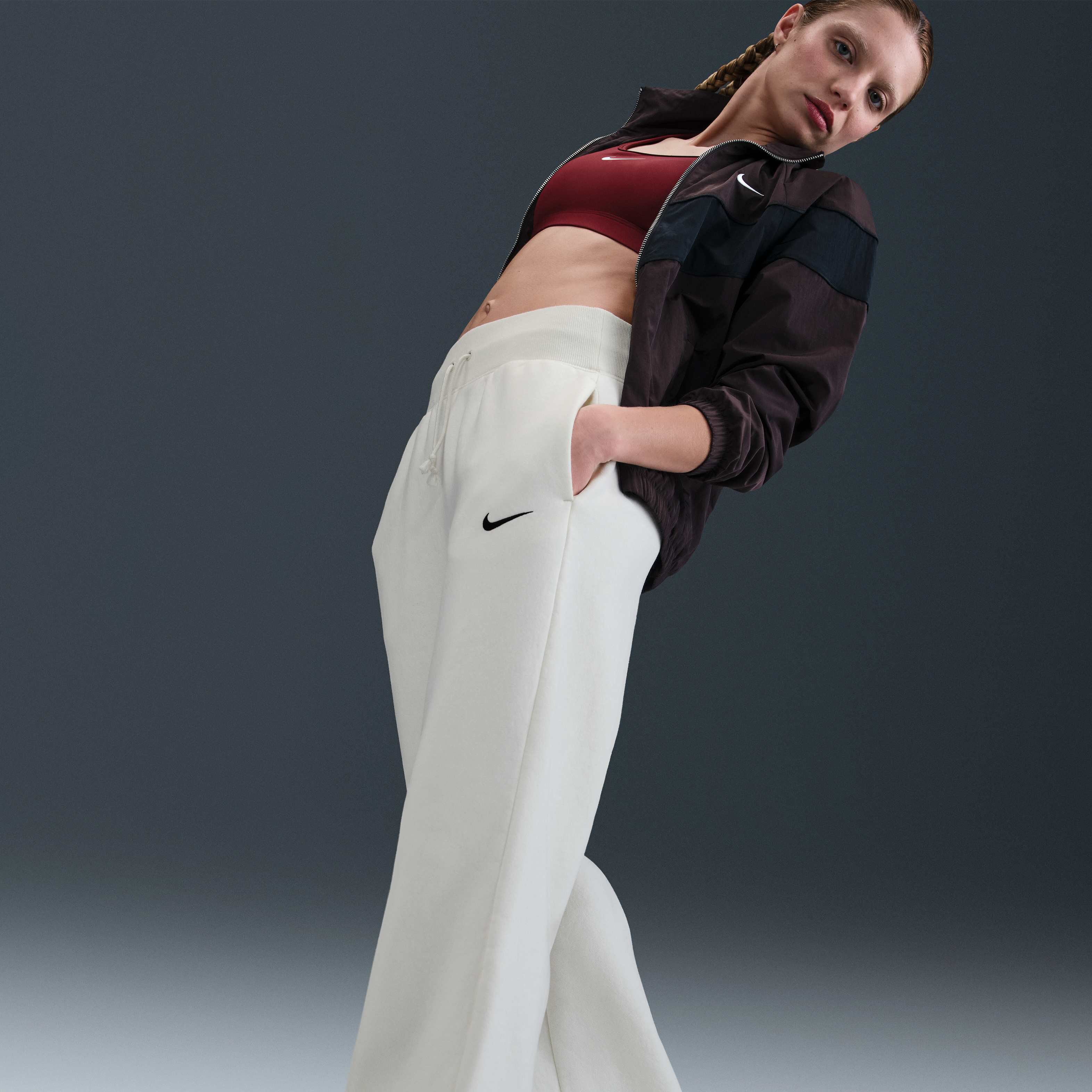 نايكي سبورتسوير فينيكس فليس image number 4