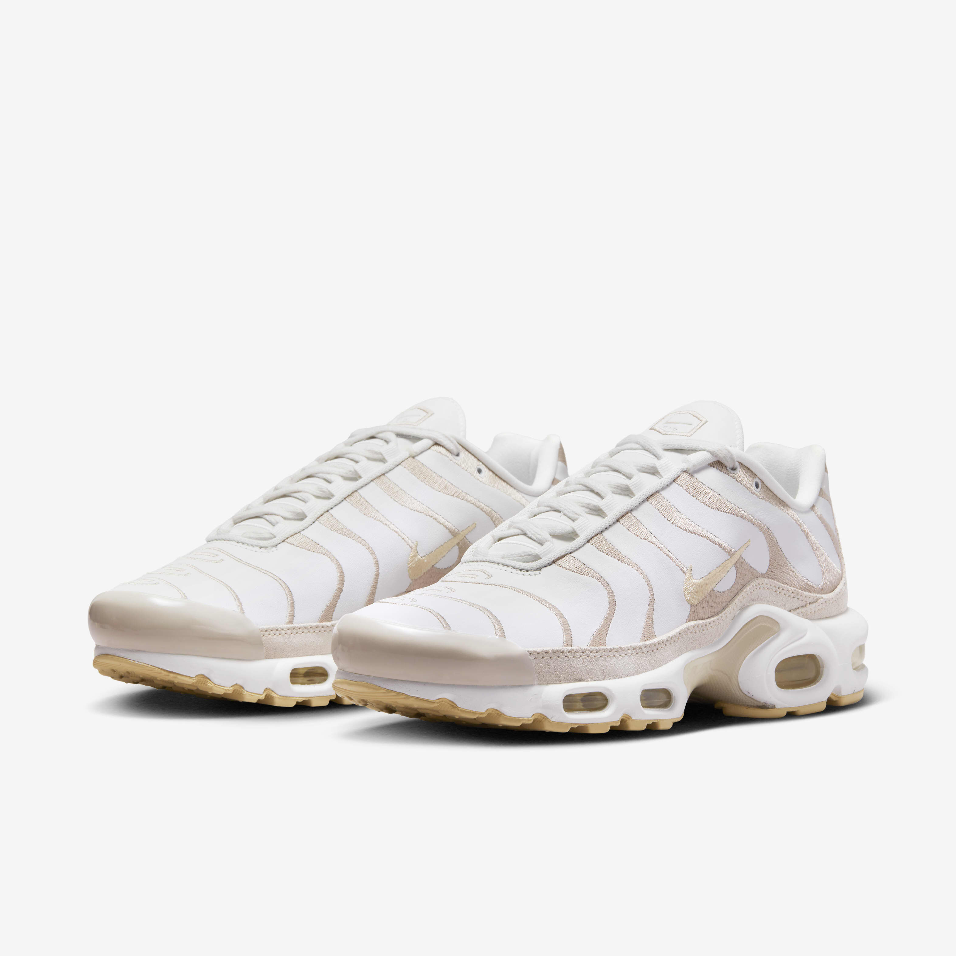 靴 Nike Airmax plus Tiempo white 28cm Nike Air Max Plus White W for sale | eBay