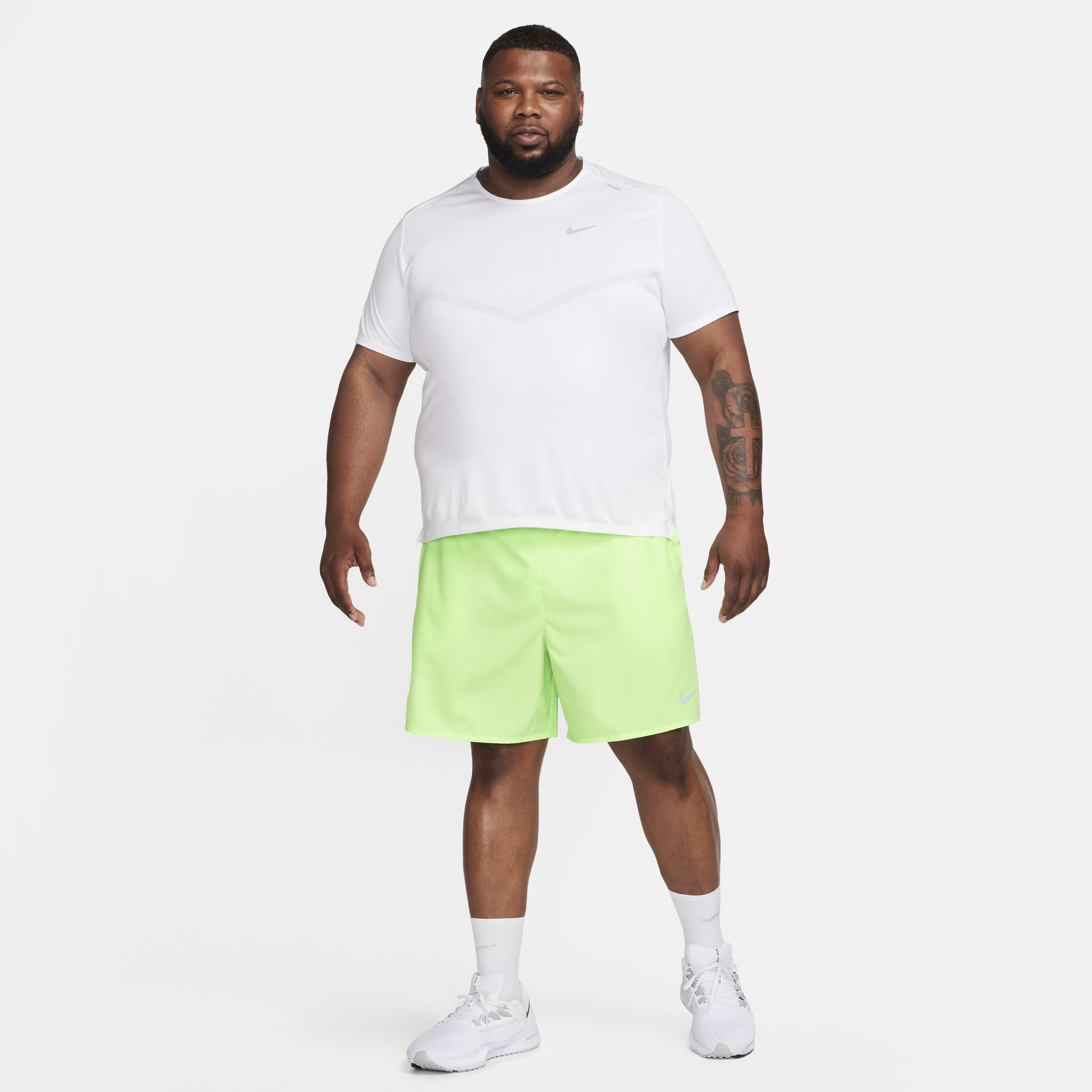 نايكي تشالنجر image number 16