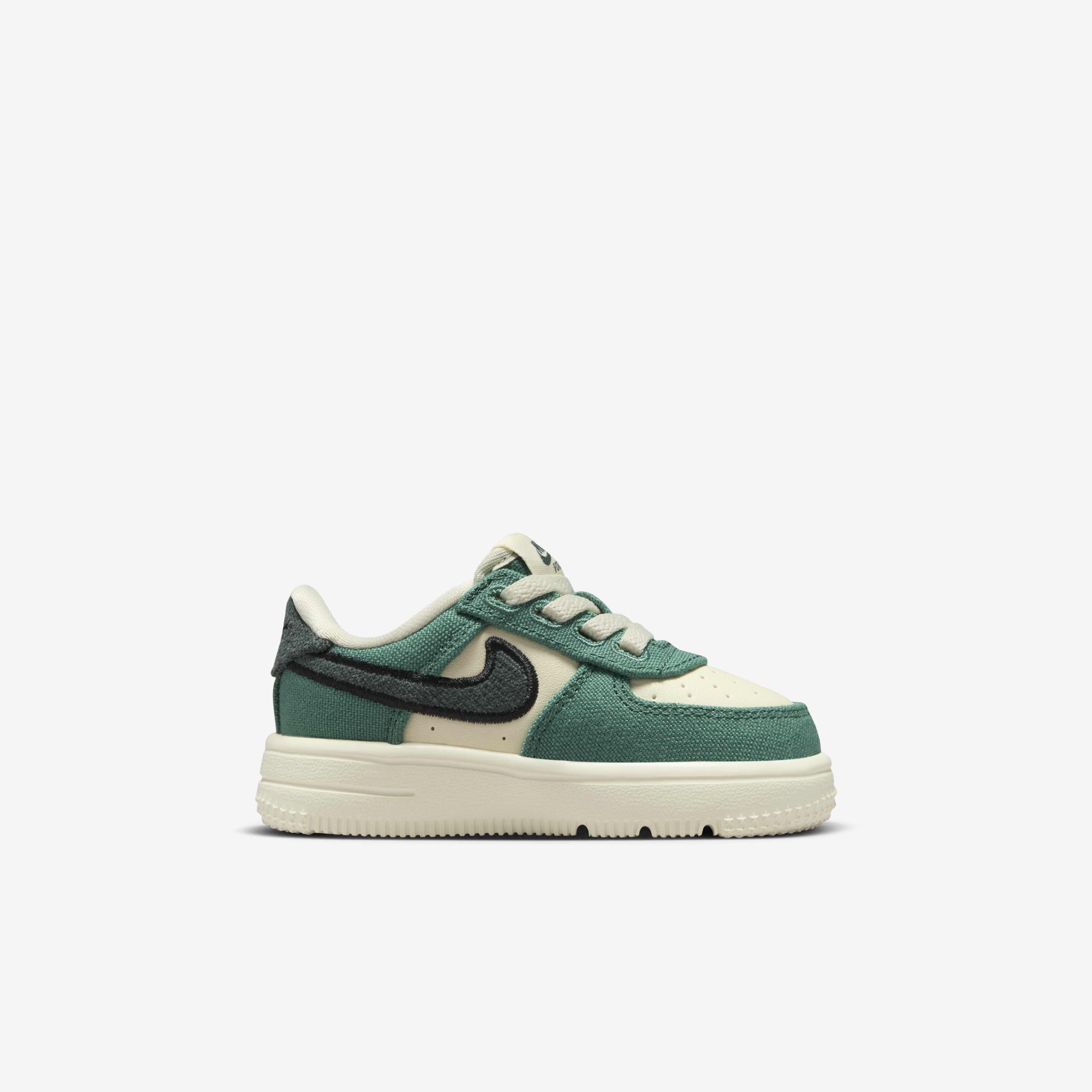 Buy Nike Force 1 Low LV8 3 EasyOn Baby Toddler Shoes Nike Qatar Official