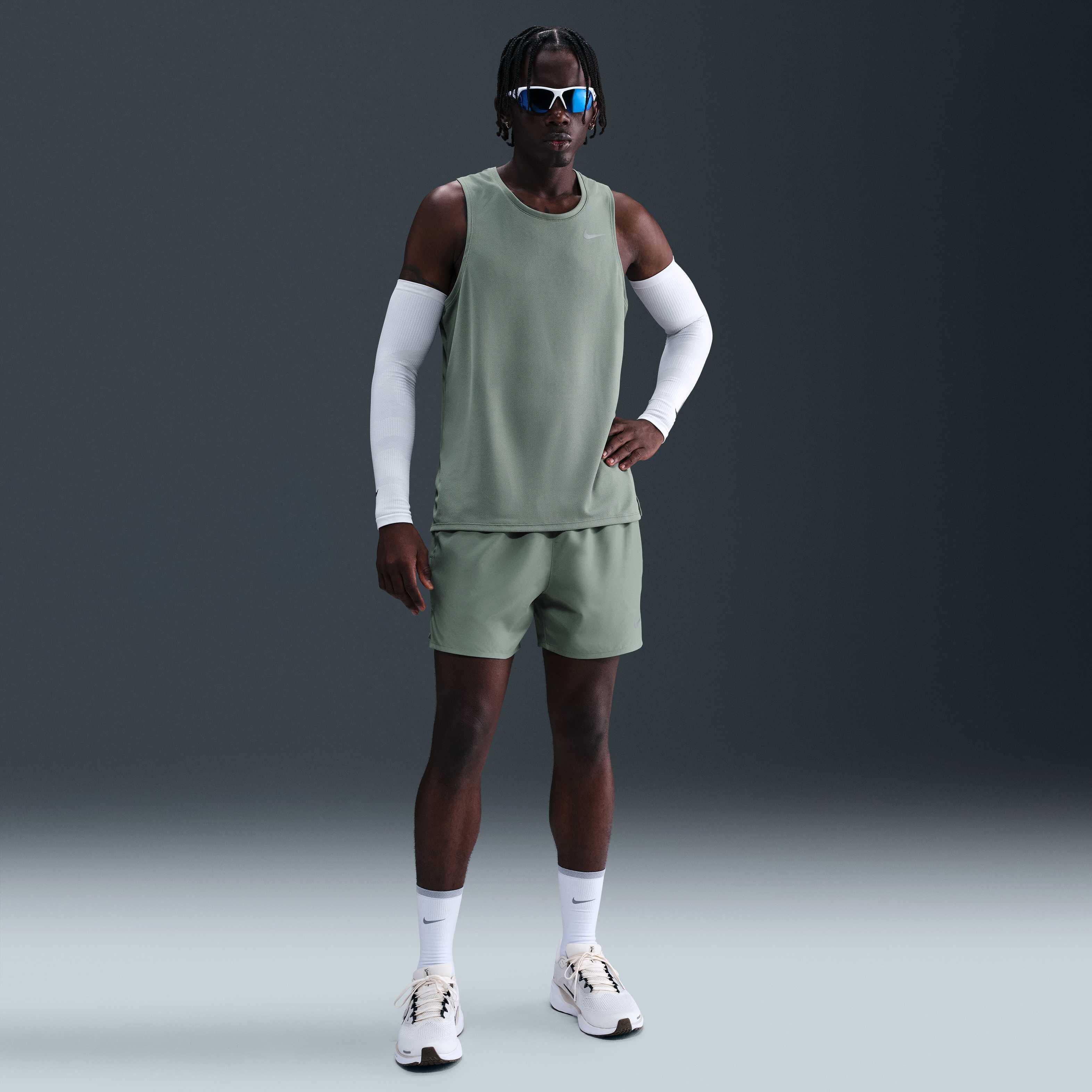 Nike Miler image number 3