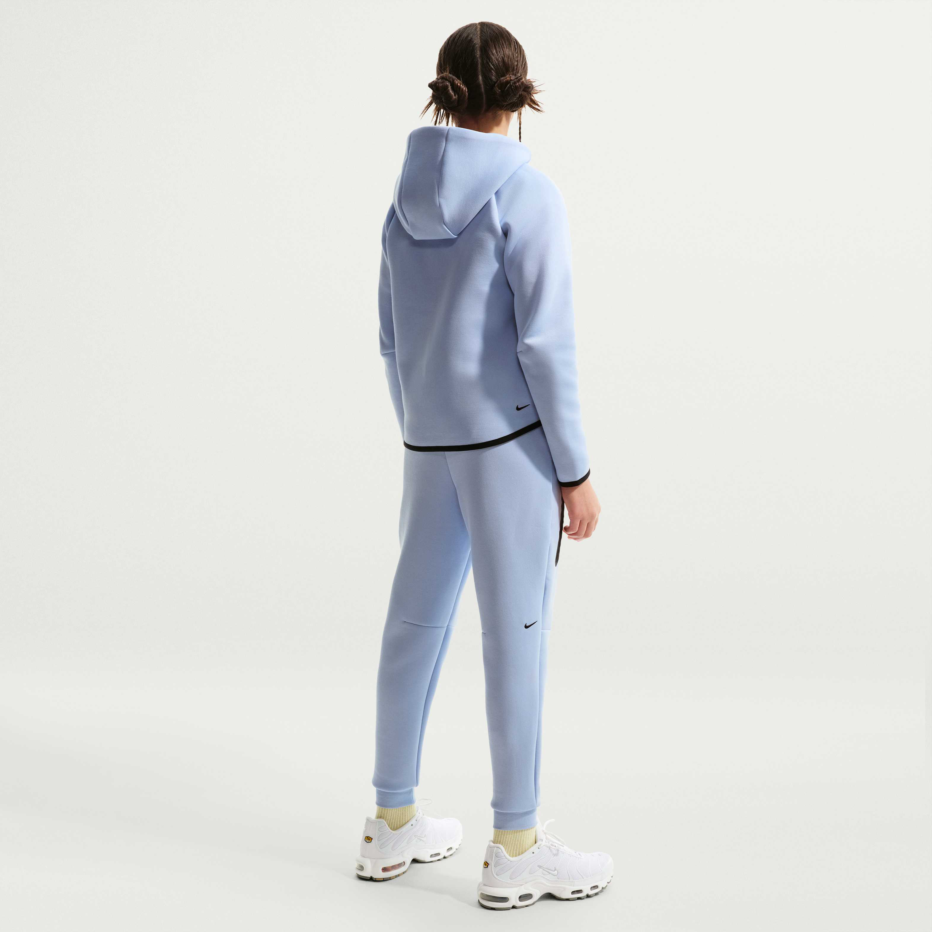 Nike Sportswear Tech Fleece image number 4