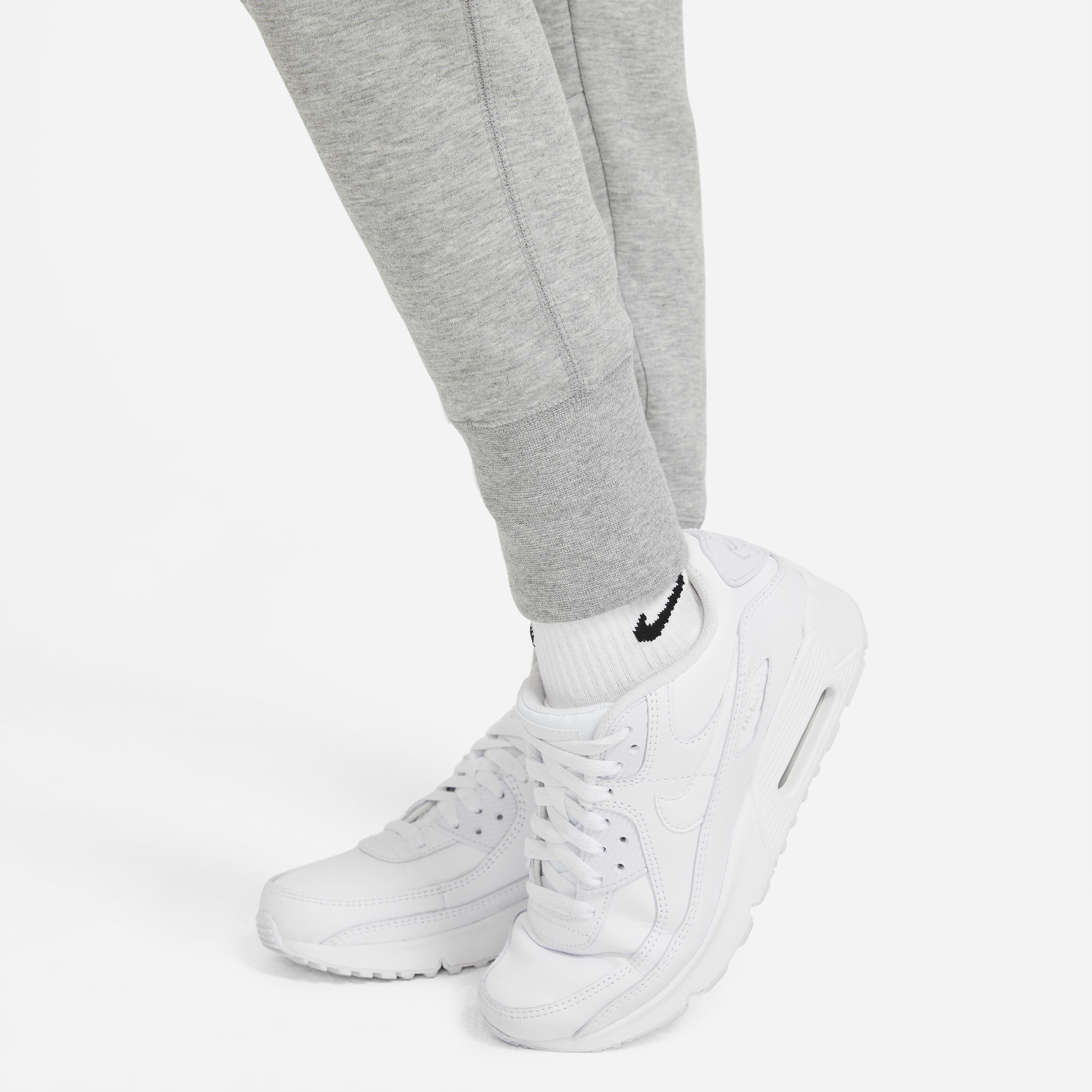 Nike Sportswear Tech Fleece image number 5