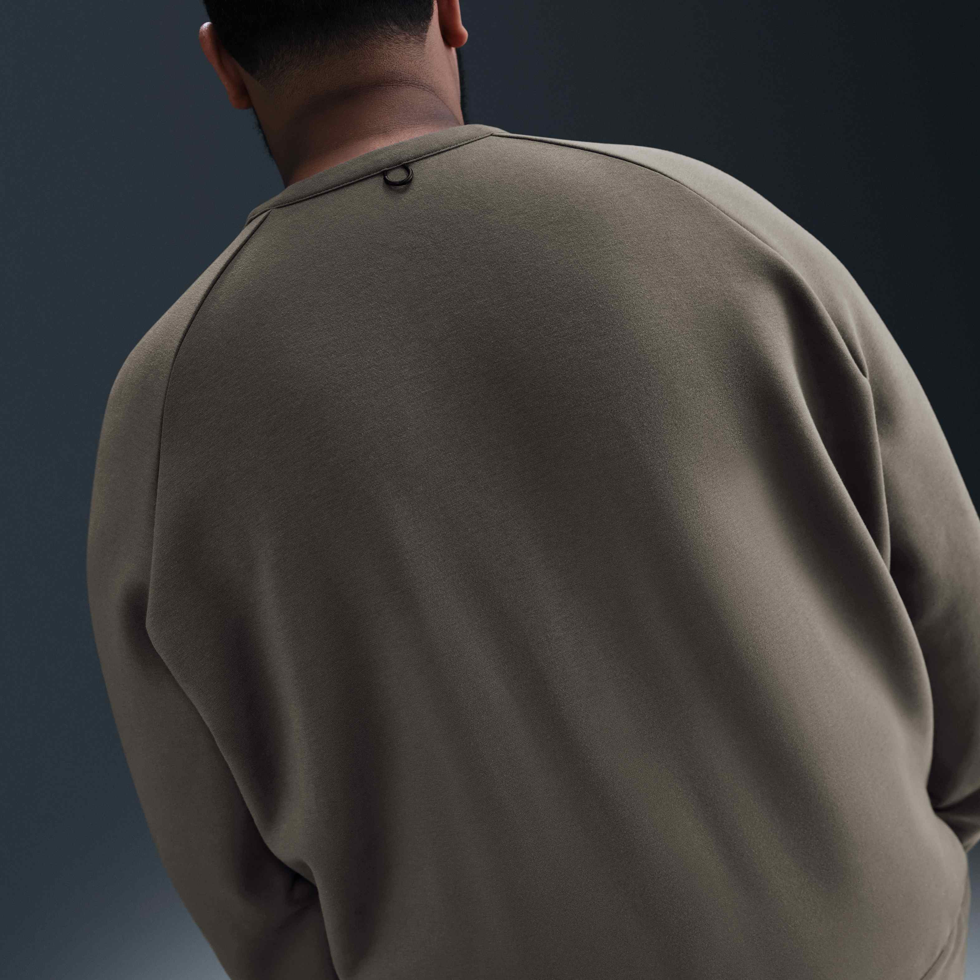 نايكي 24.7 امبوسبلي سوفت image number 7