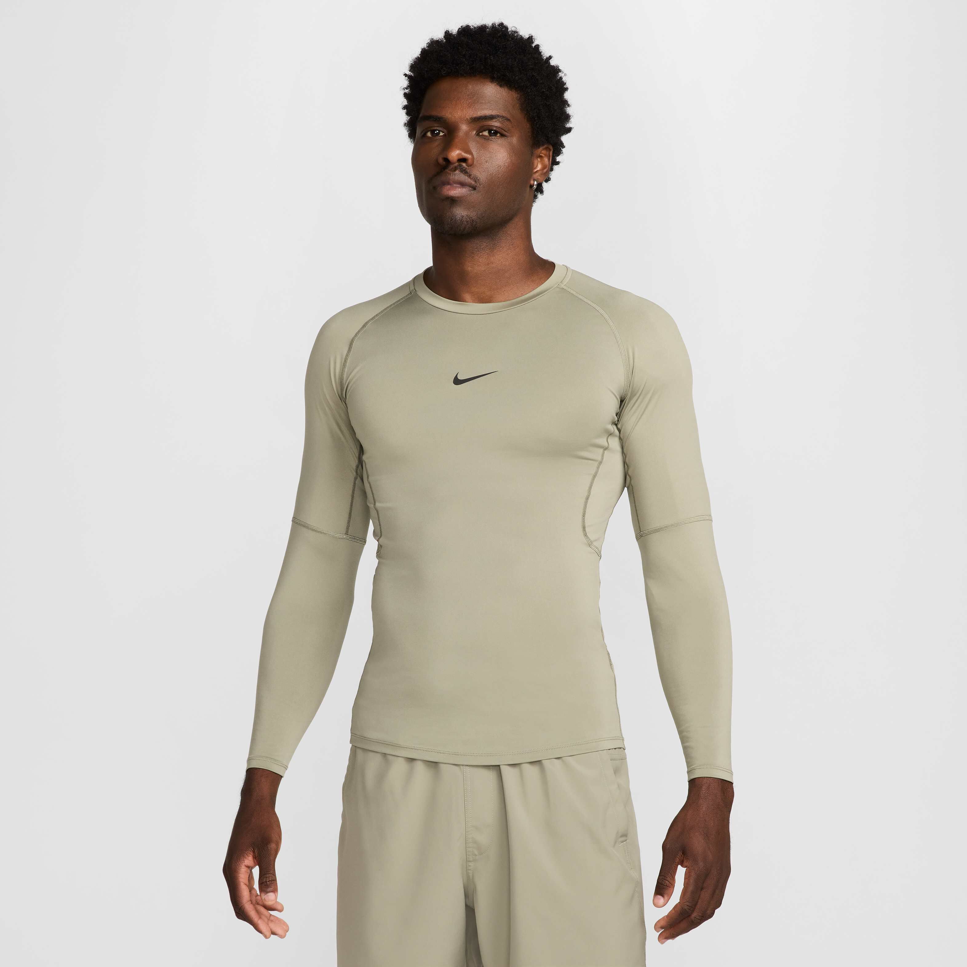 Nike Pro image number 0