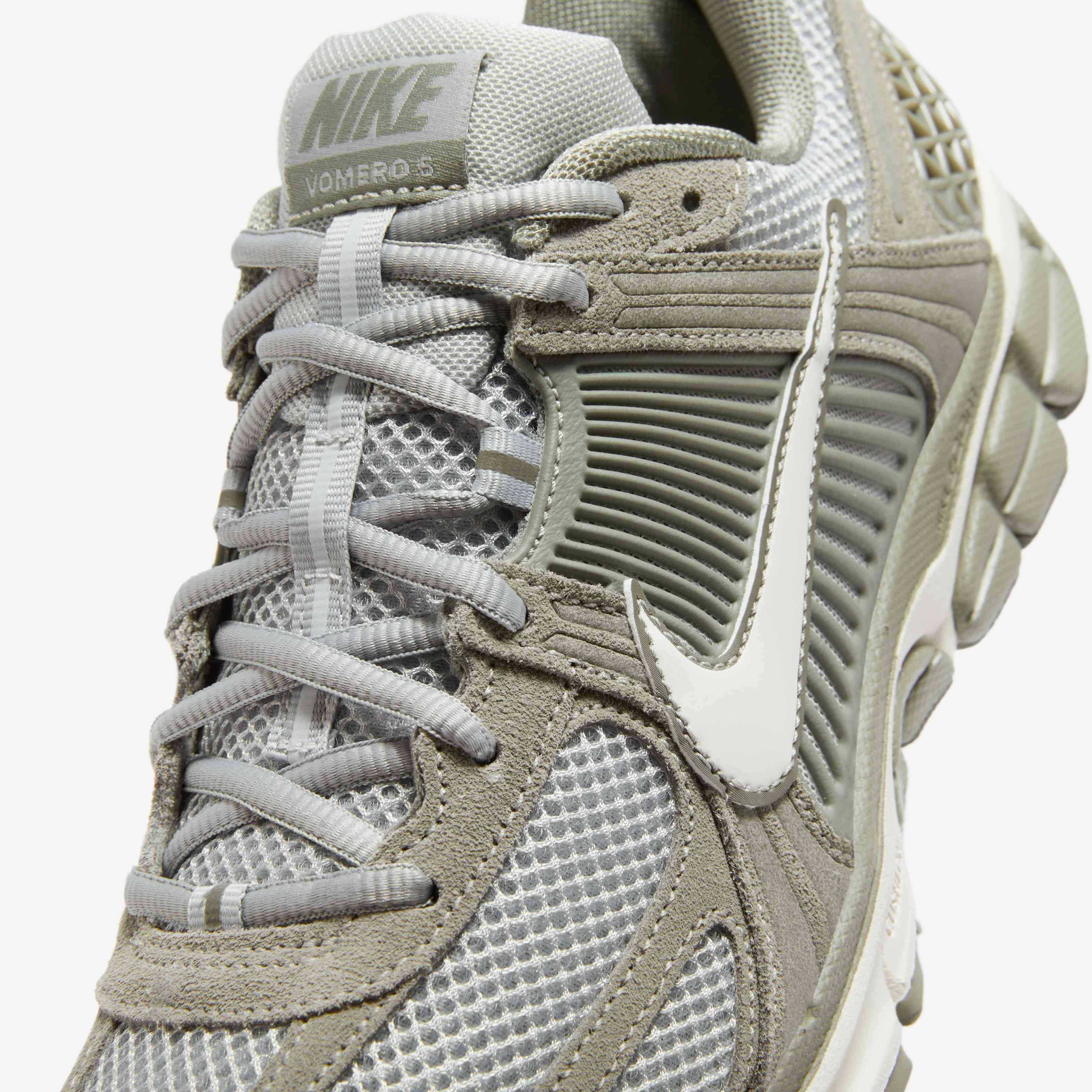 Nike Zoom Vomero 5 image number 6