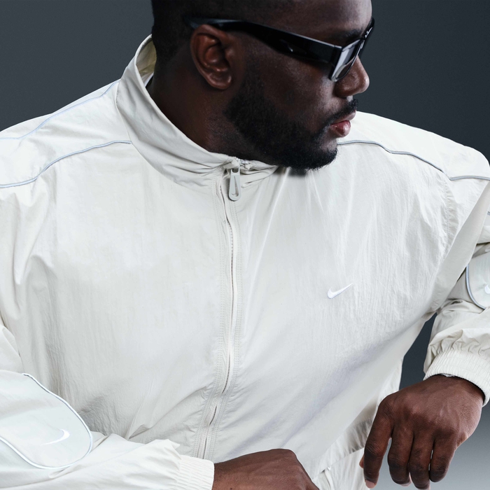 Nike Sportswear Solo Swoosh image number 11 Nike Sportswear Solo Swoosh image number 11