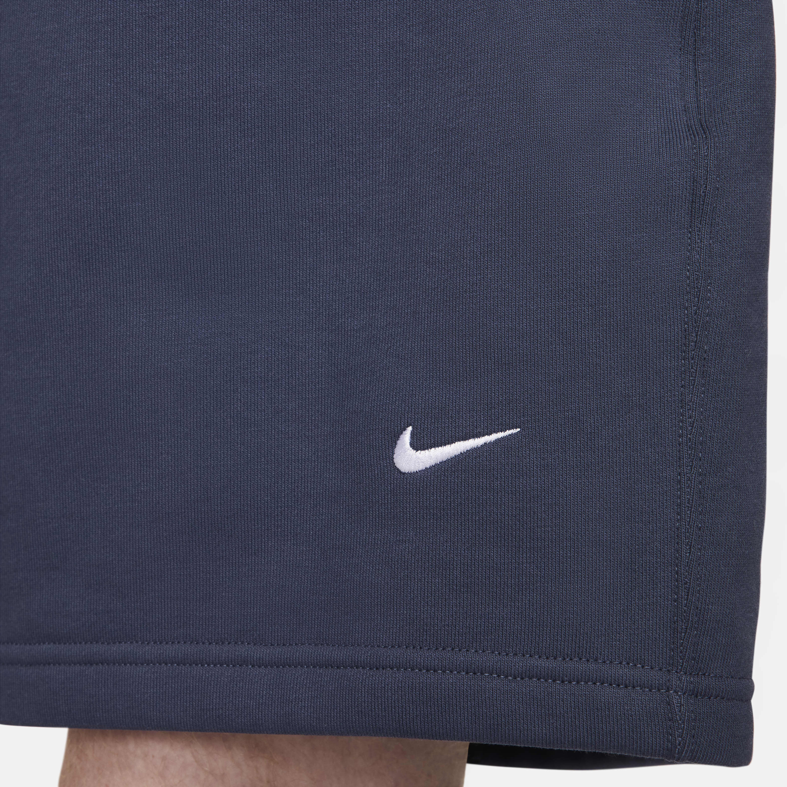 Nike Solo Swoosh image number 5