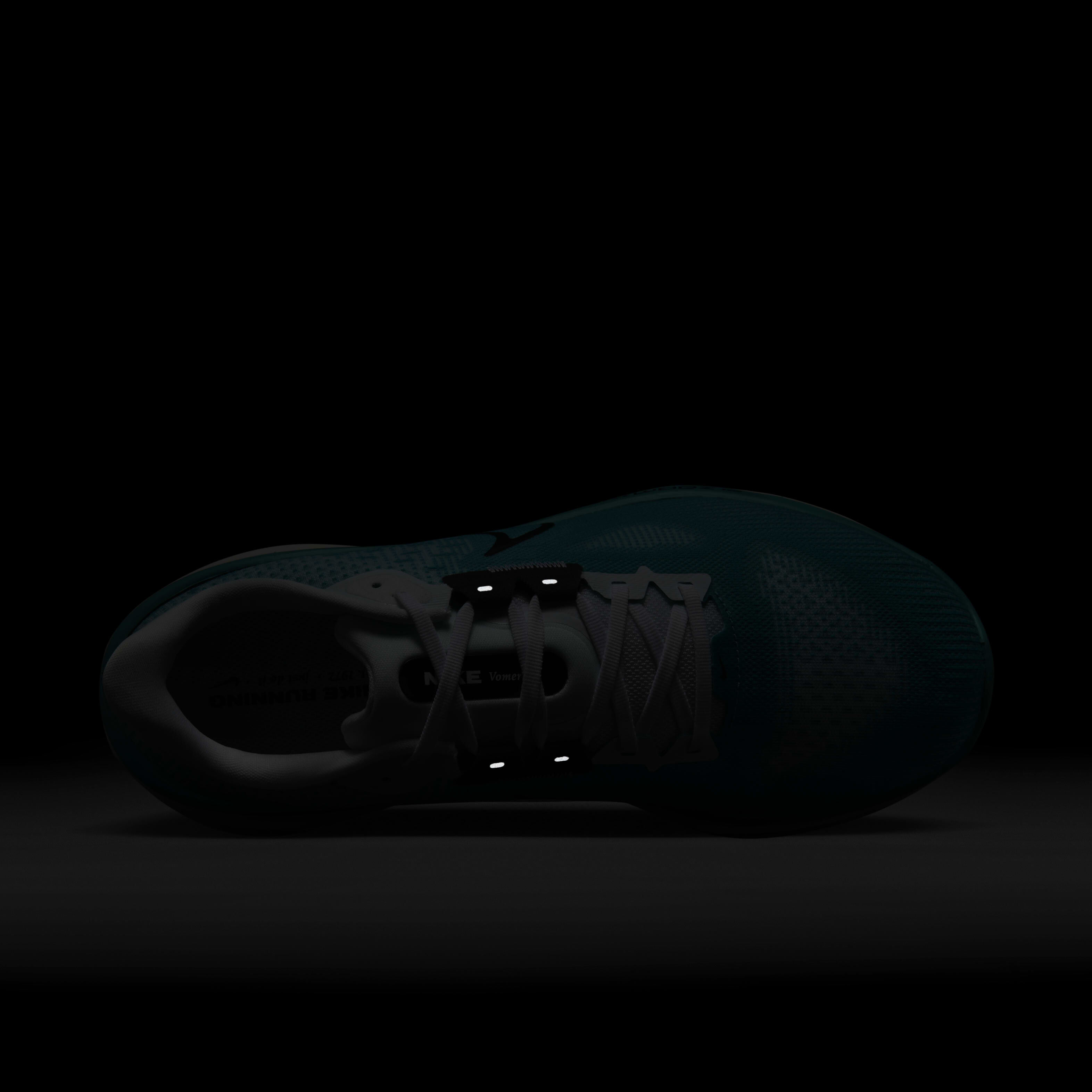 نايكي فوميرو 17 image number 8