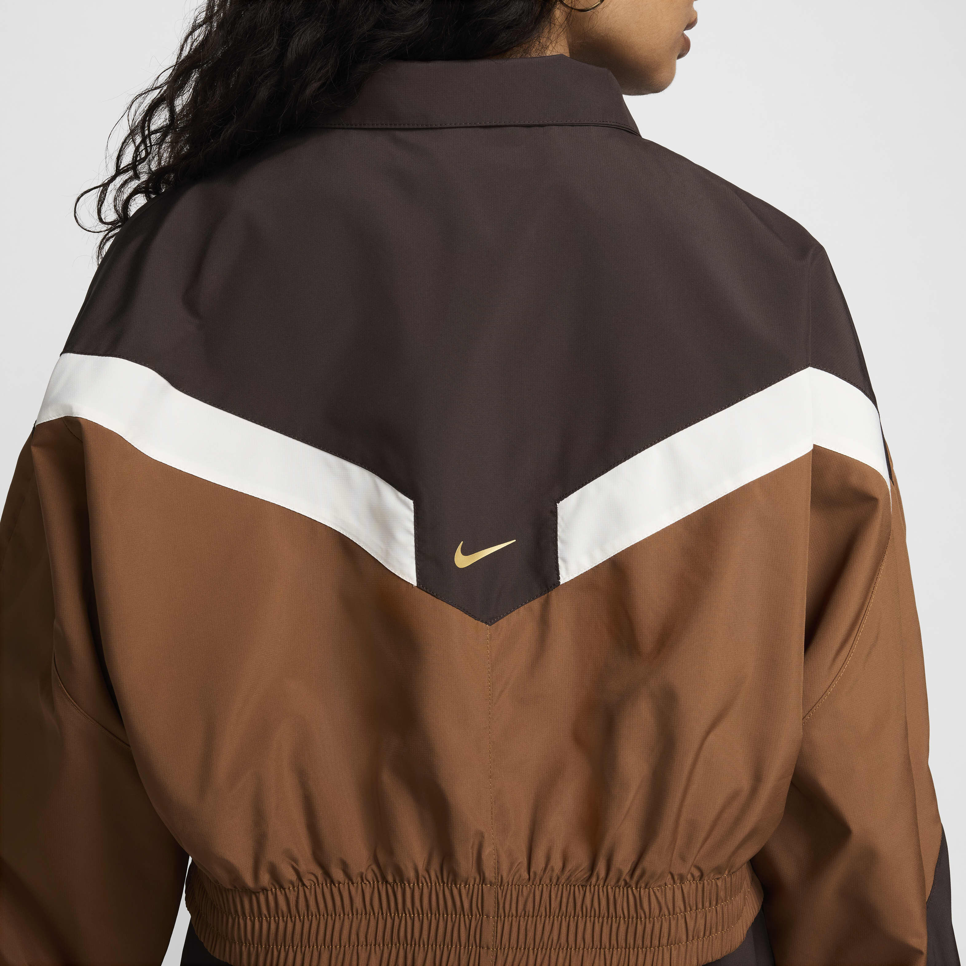 Buy Nike Sportswear Women s Woven Jacket Nike Qatar Official
