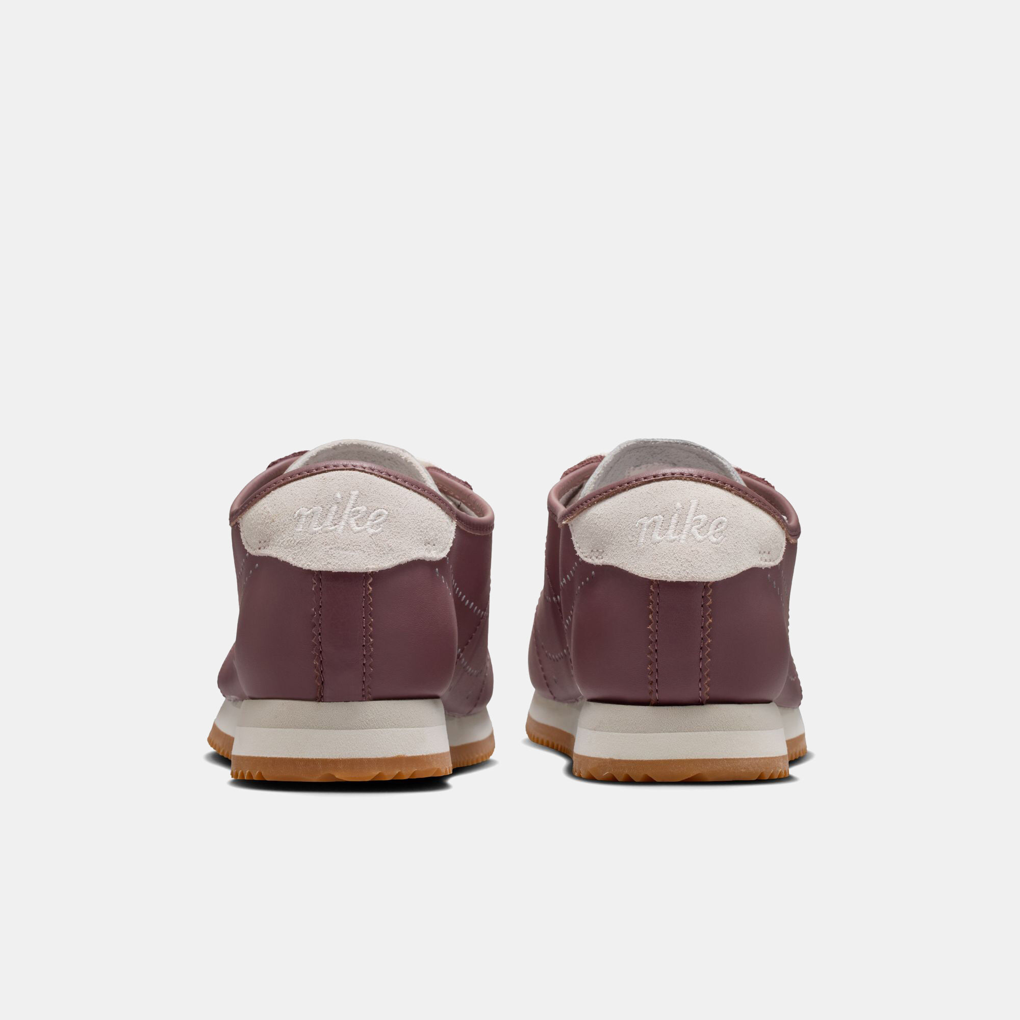 نايكي كورتيز ليذر image number 1