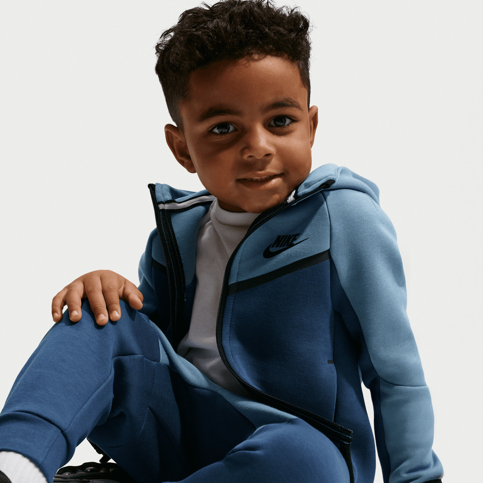 نايكي سبورتسوير image number 6