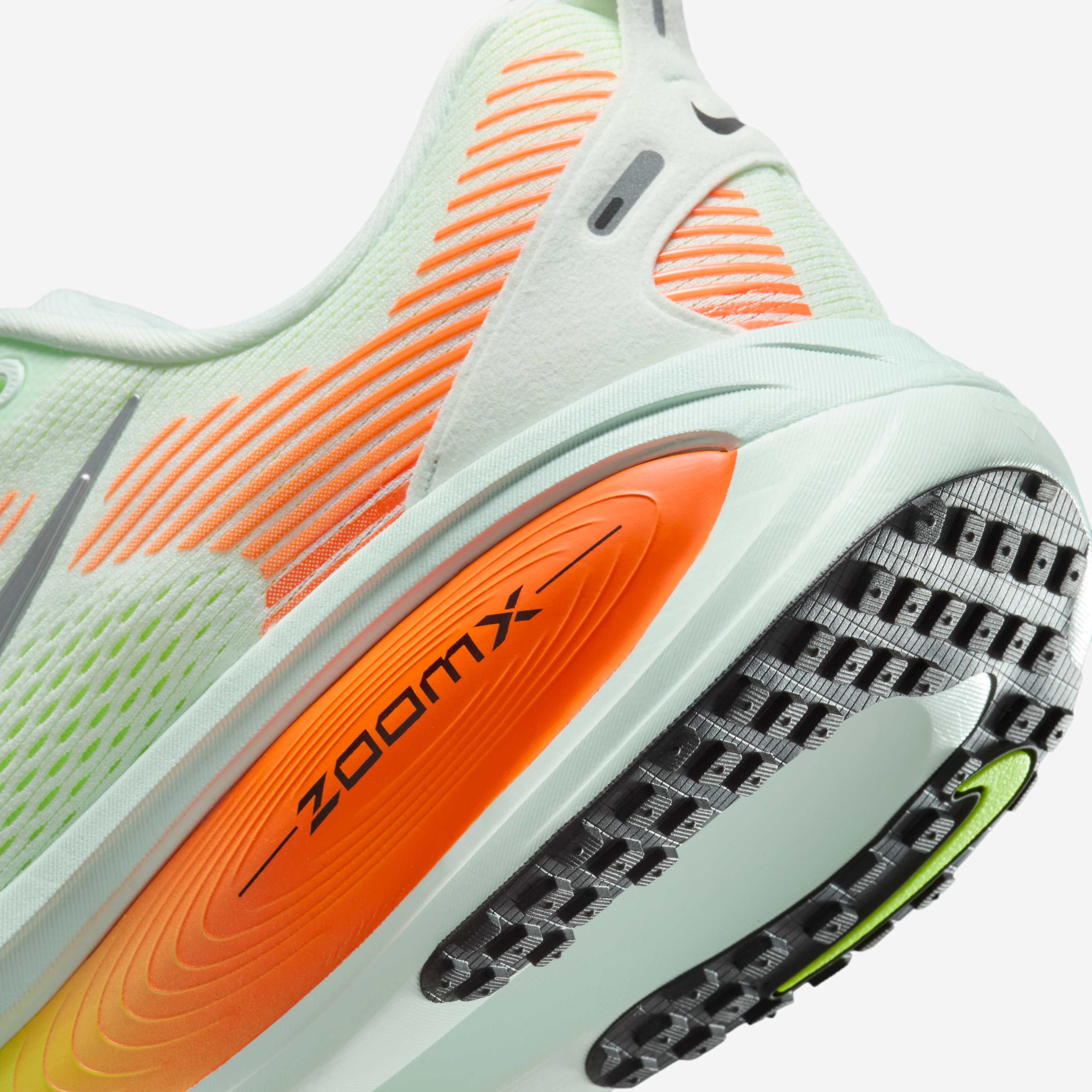 نايكي فوميرو 18 image number 7